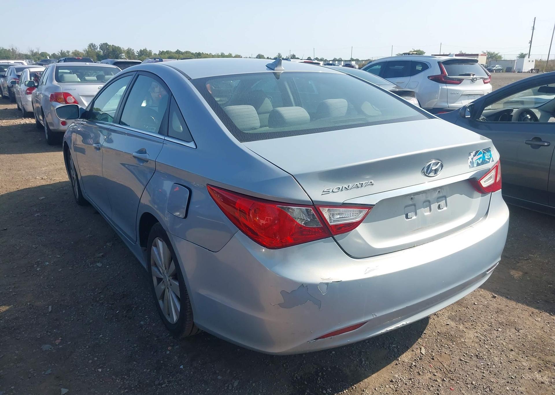 2011 HYUNDAI SONATA GLS