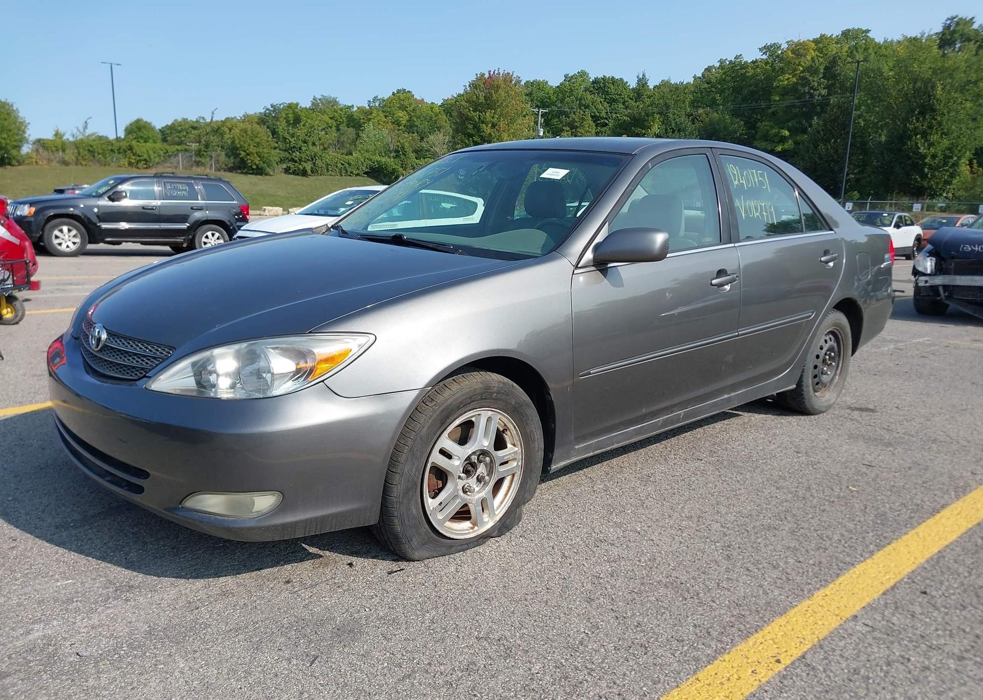 2002 TOYOTA CAMRY