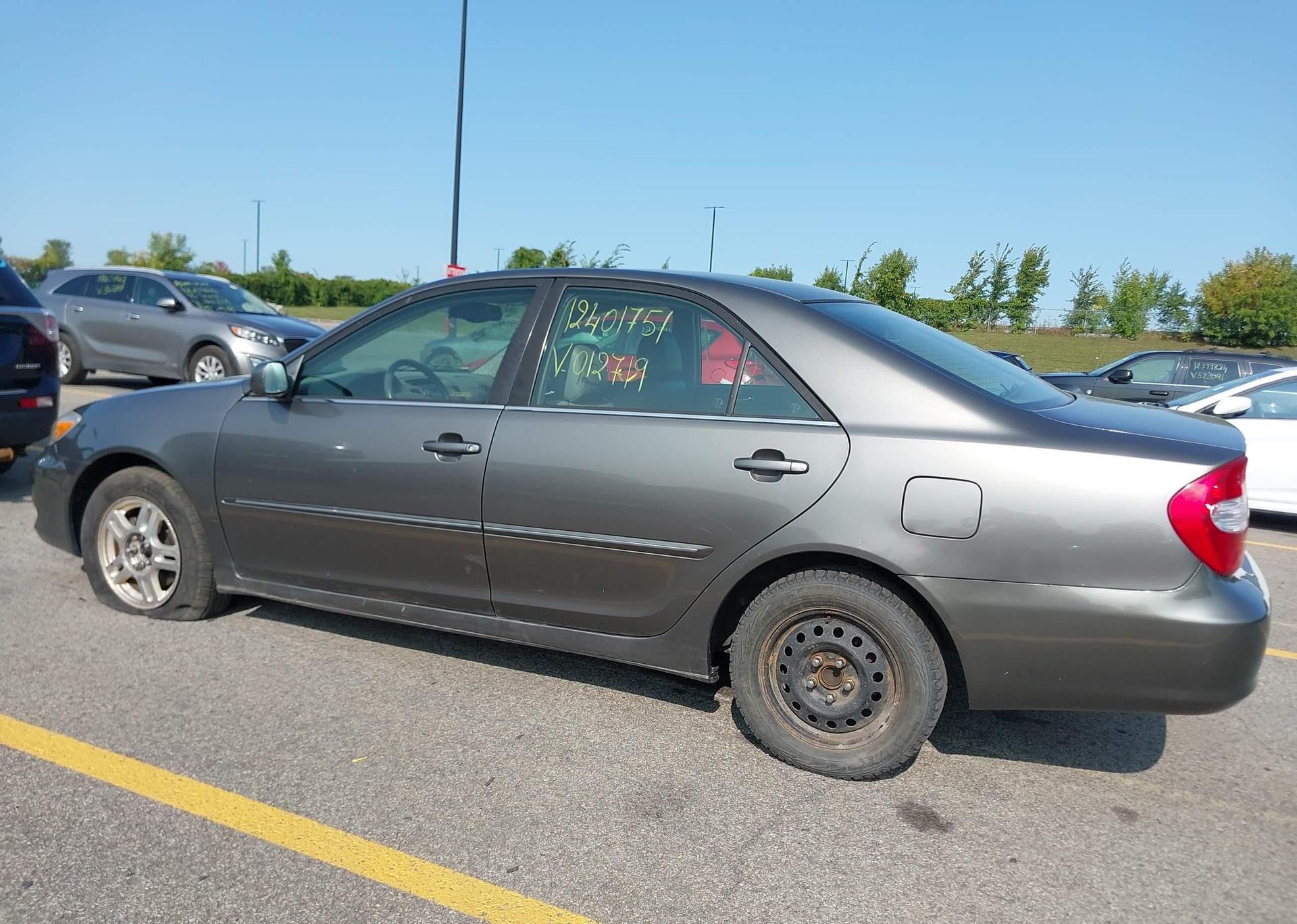 2002 TOYOTA CAMRY