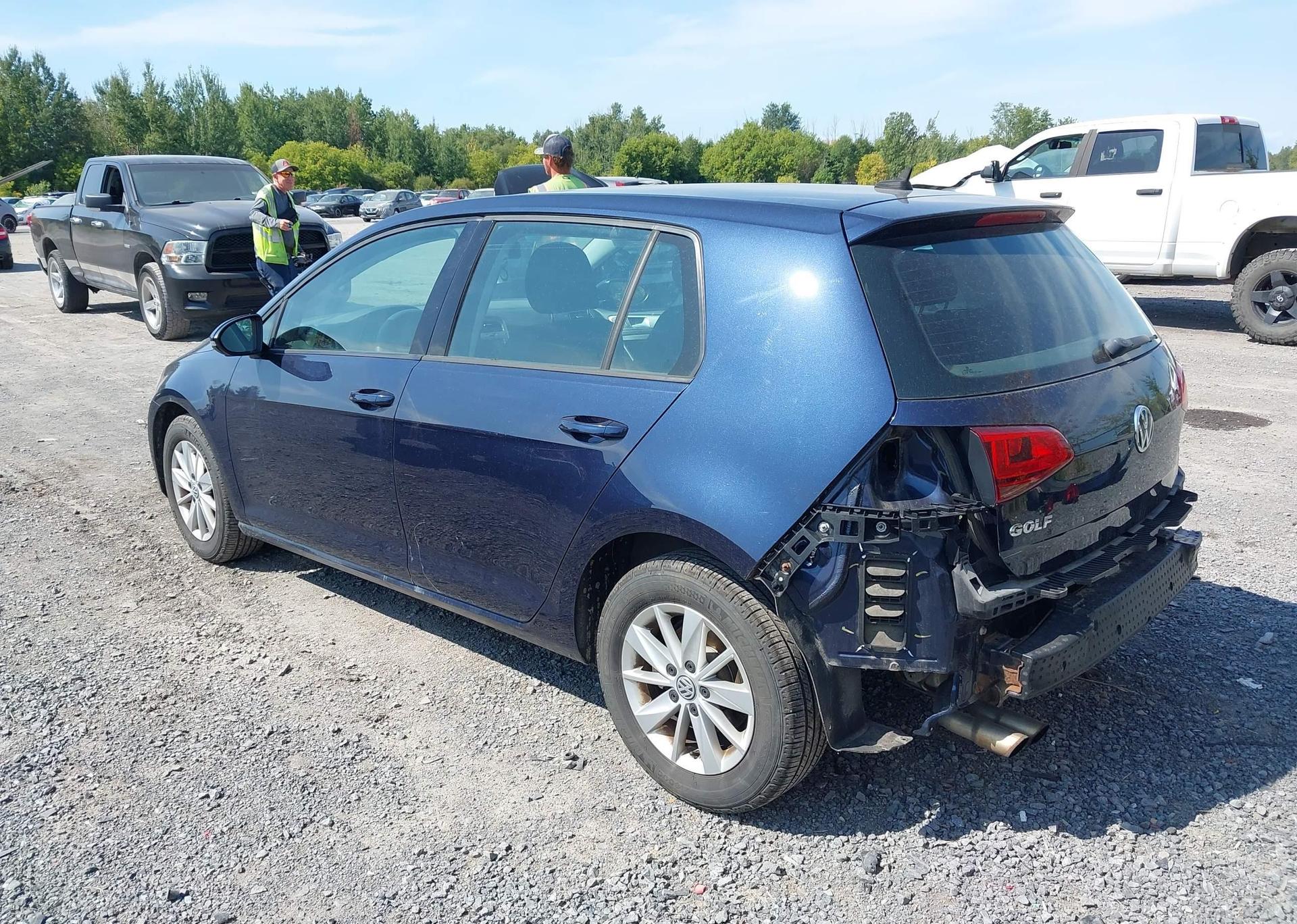 2015 VOLKSWAGEN GOLF