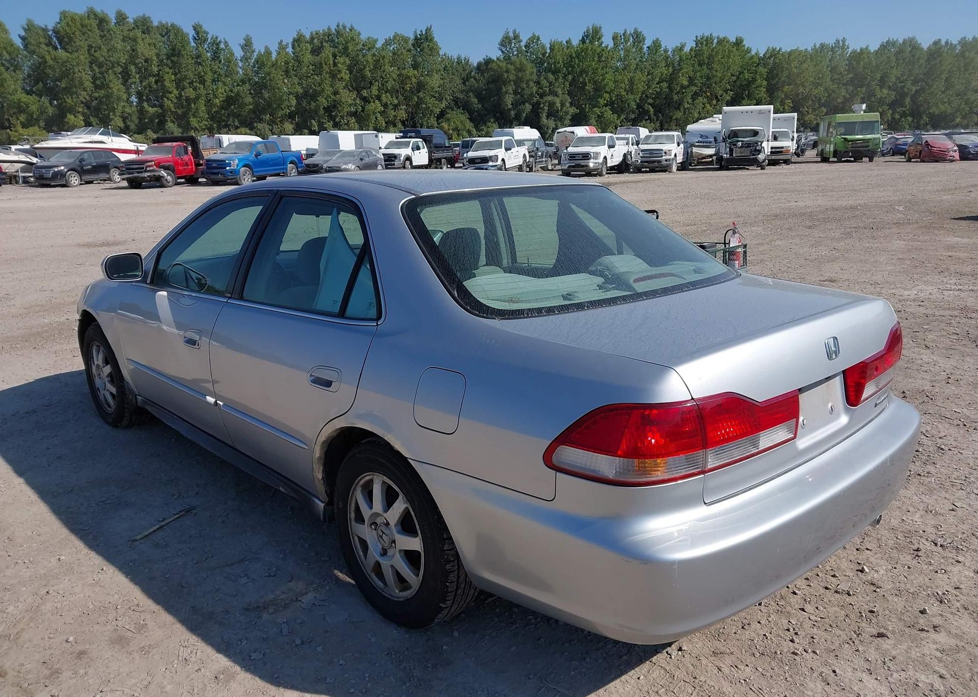 2002 HONDA ACCORD SE