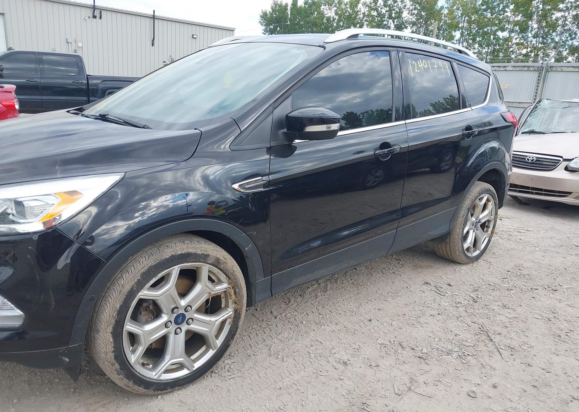 2019 FORD ESCAPE TITANIUM