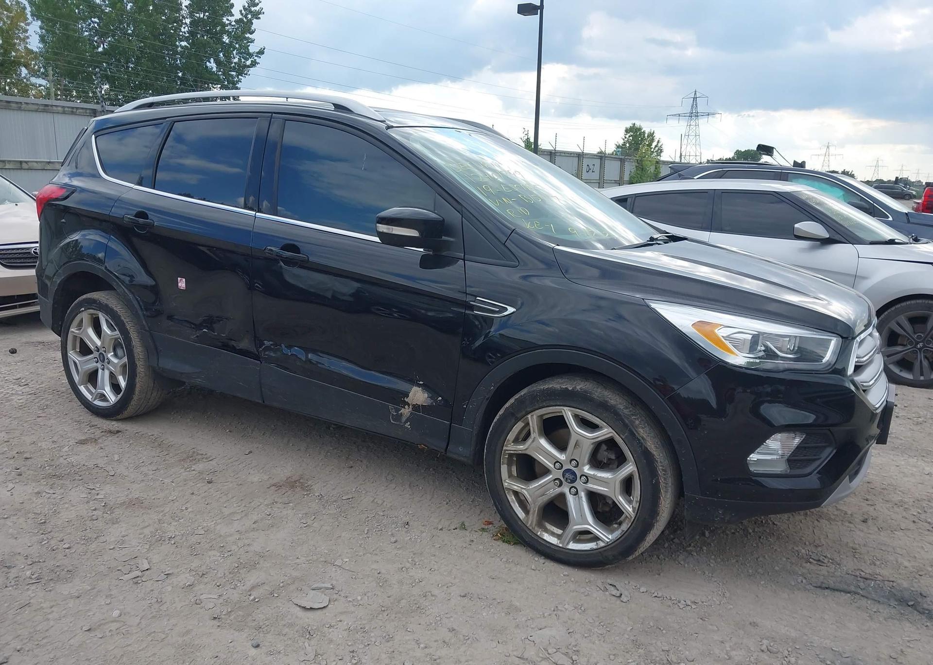 2019 FORD ESCAPE TITANIUM