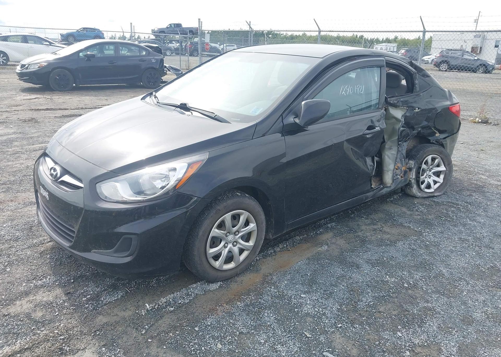 2014 HYUNDAI ACCENT L