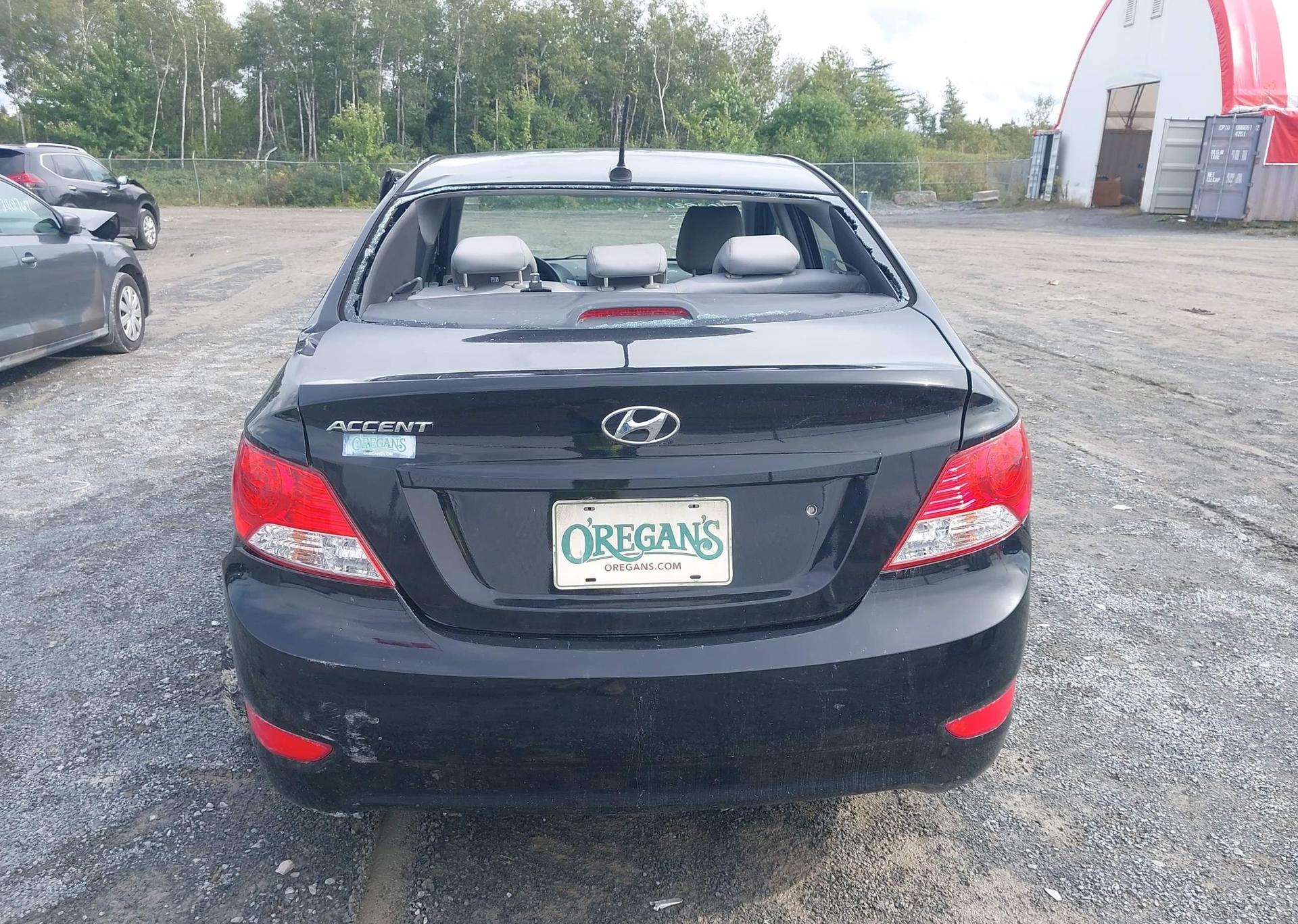 2014 HYUNDAI ACCENT L