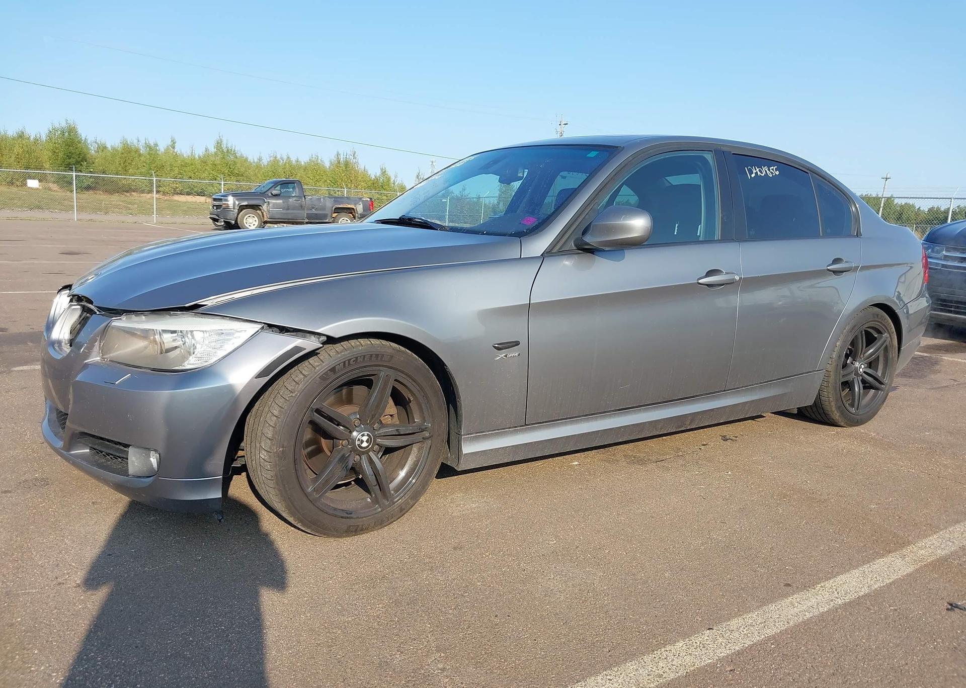 2011 BMW 3 SERIES