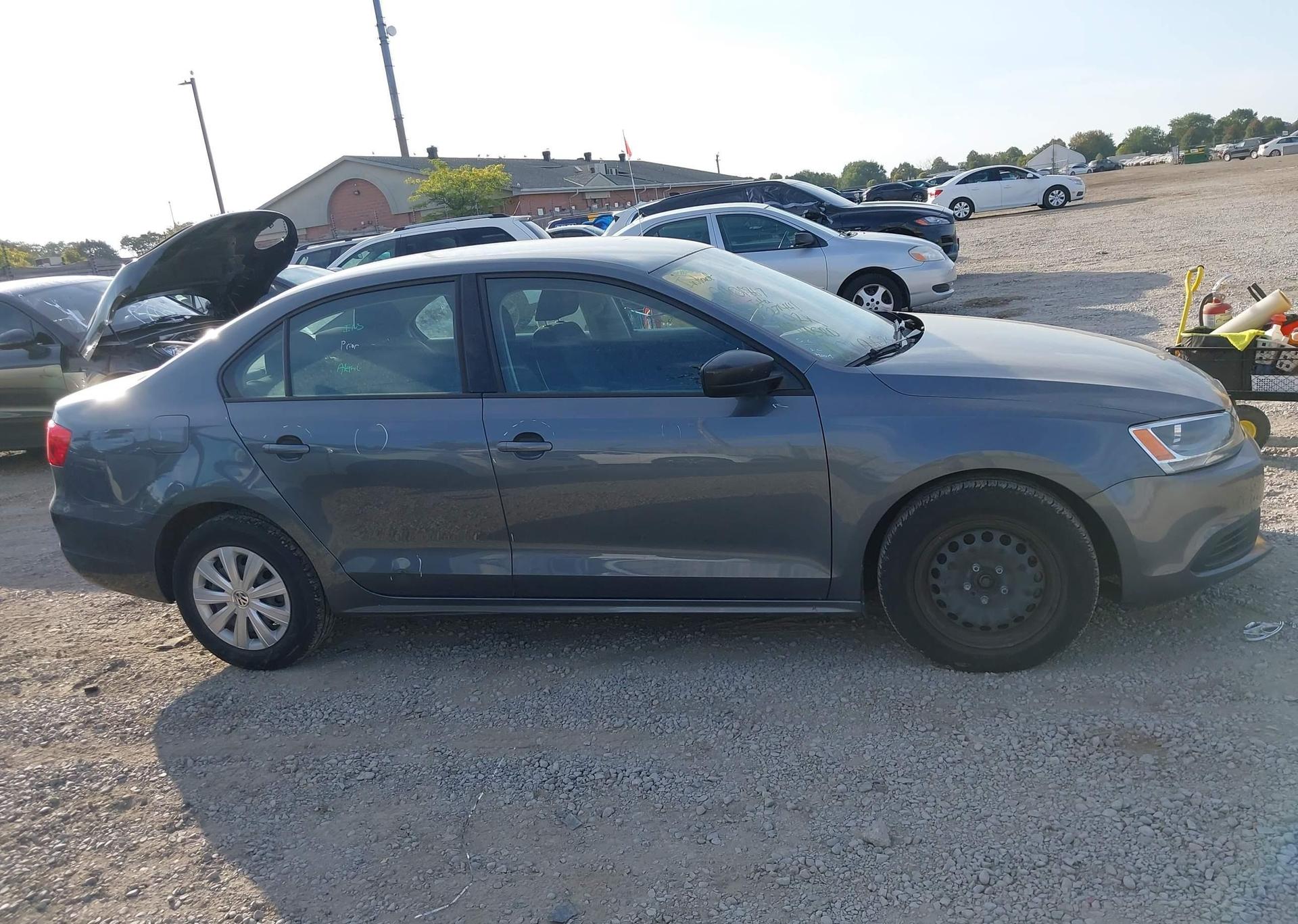 2013 VOLKSWAGEN JETTA