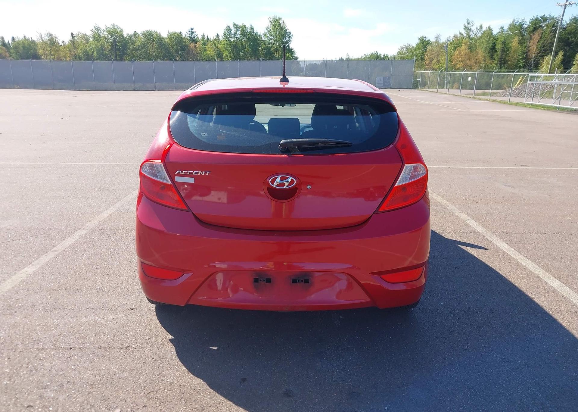 2013 HYUNDAI ACCENT GL