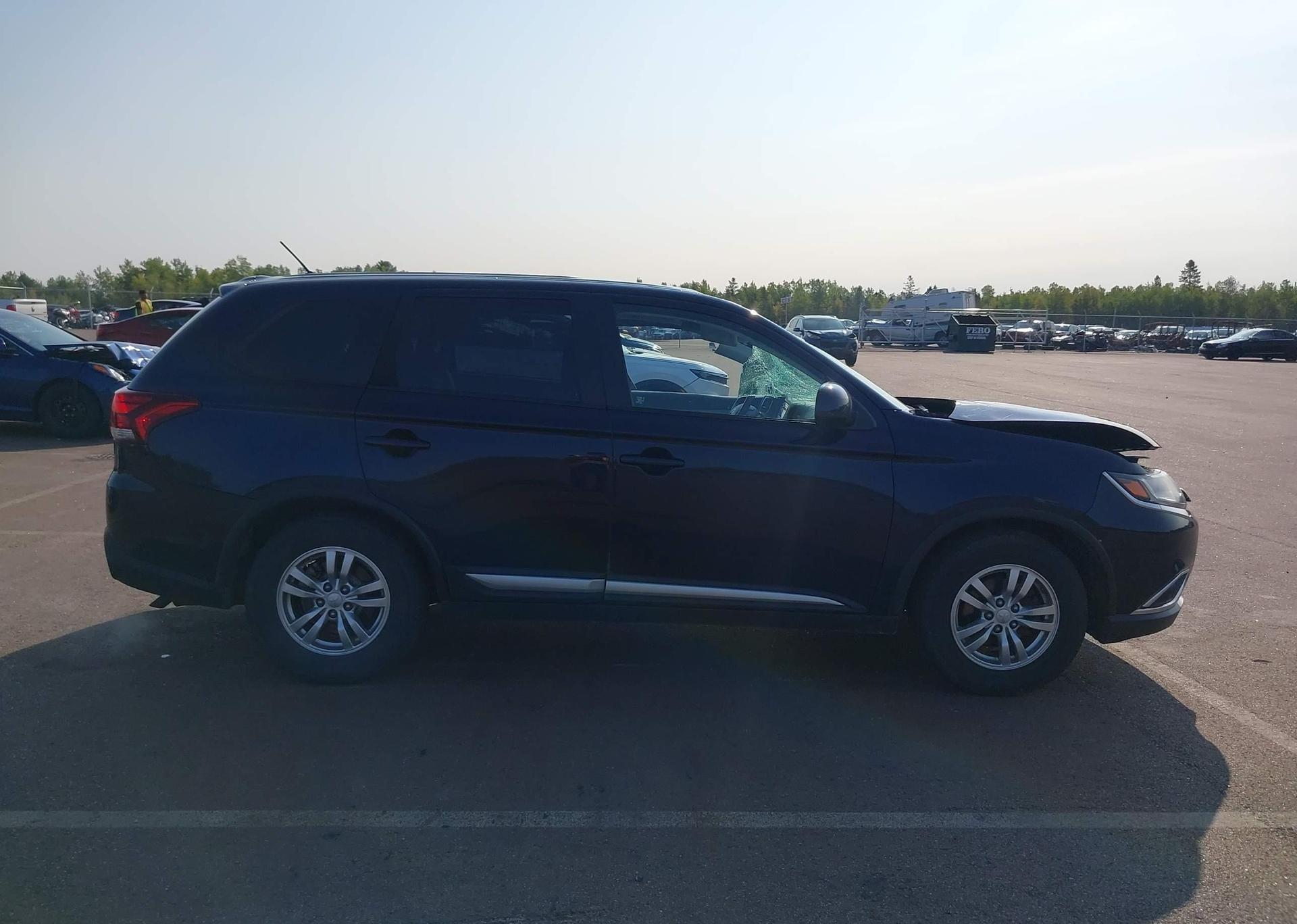 2016 MITSUBISHI OUTLANDER ES