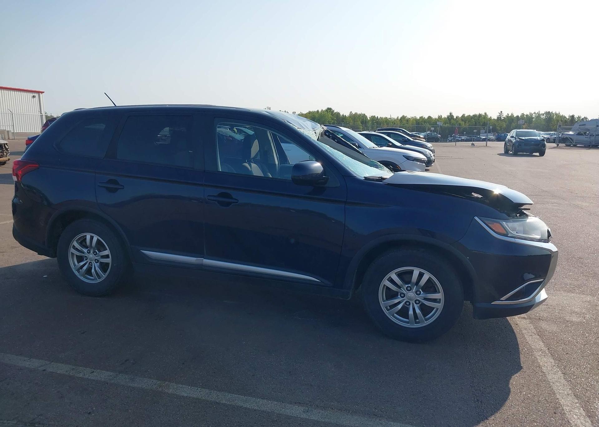 2016 MITSUBISHI OUTLANDER ES