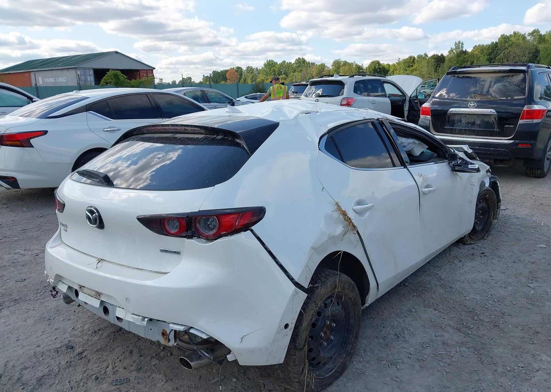 2020 MAZDA 3 PREFERRED