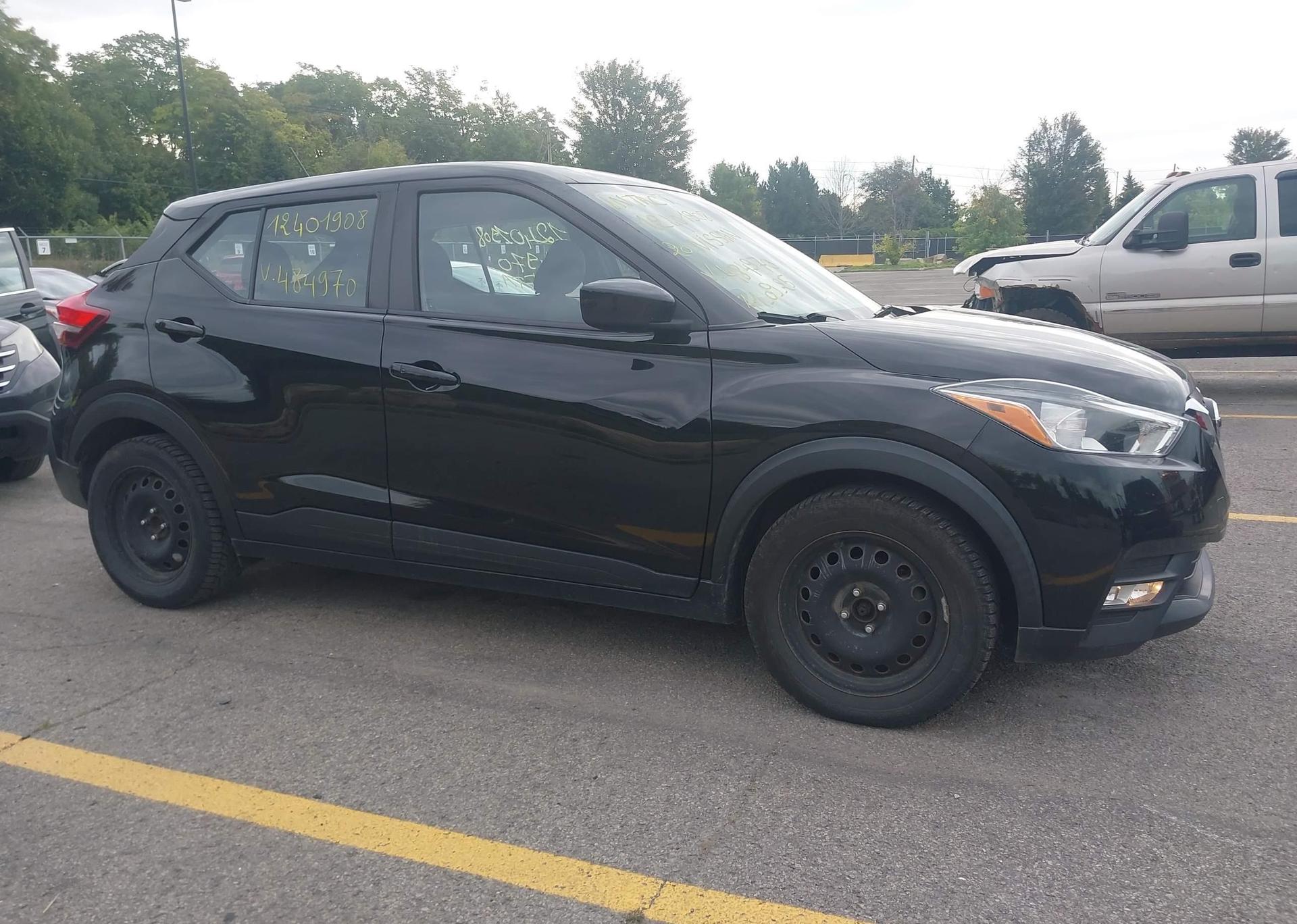 2020 NISSAN KICKS