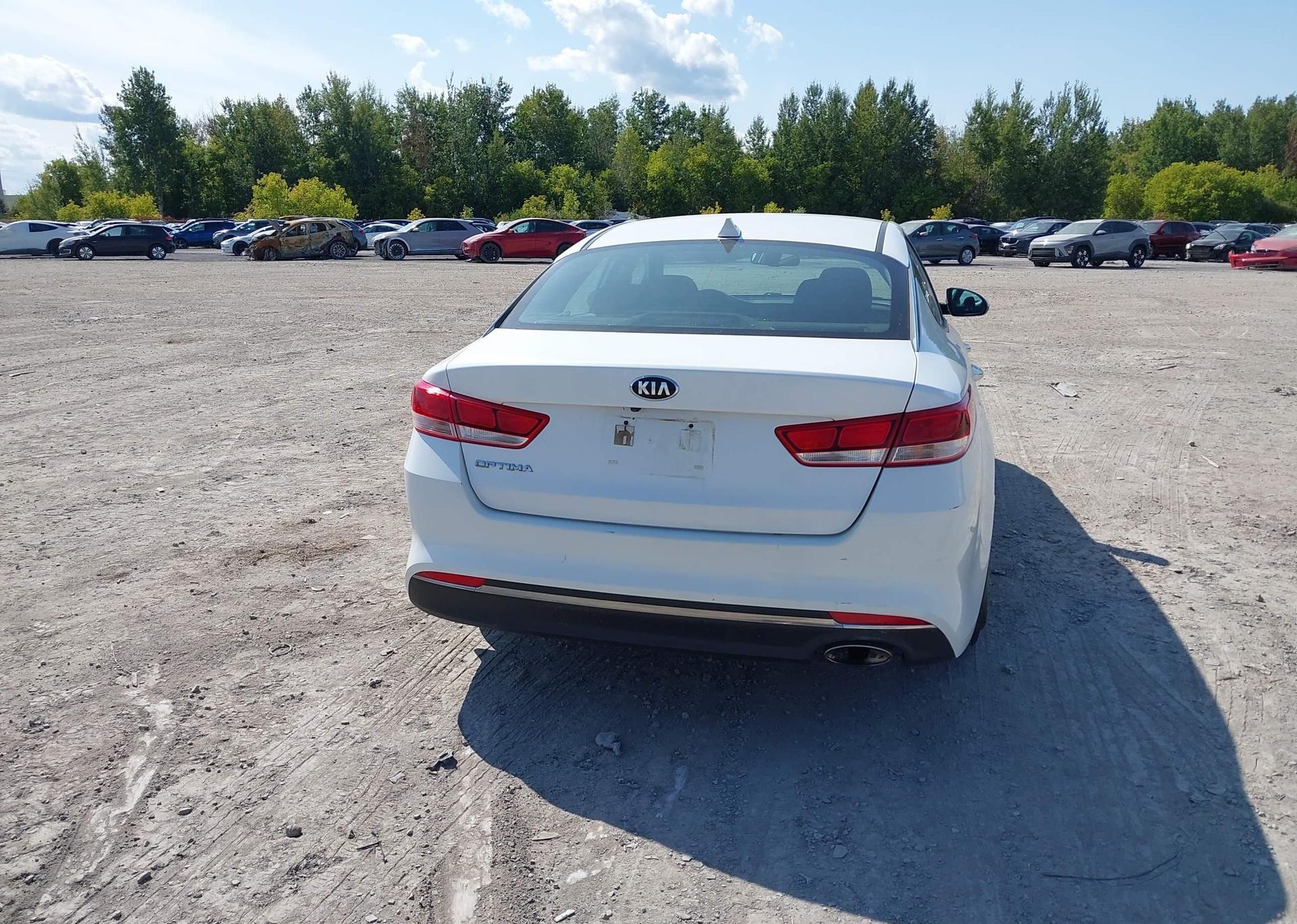 2016 KIA OPTIMA LX