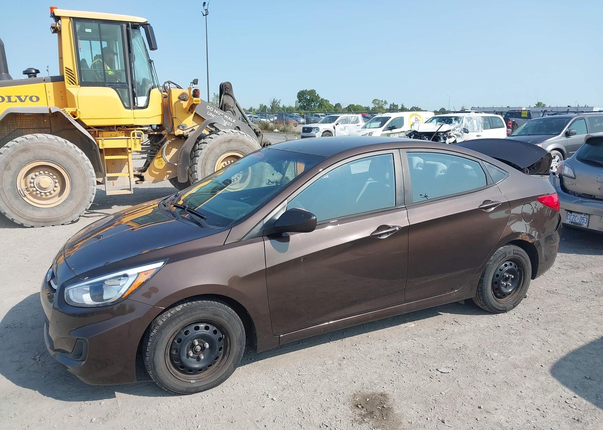 2015 HYUNDAI ACCENT GLS