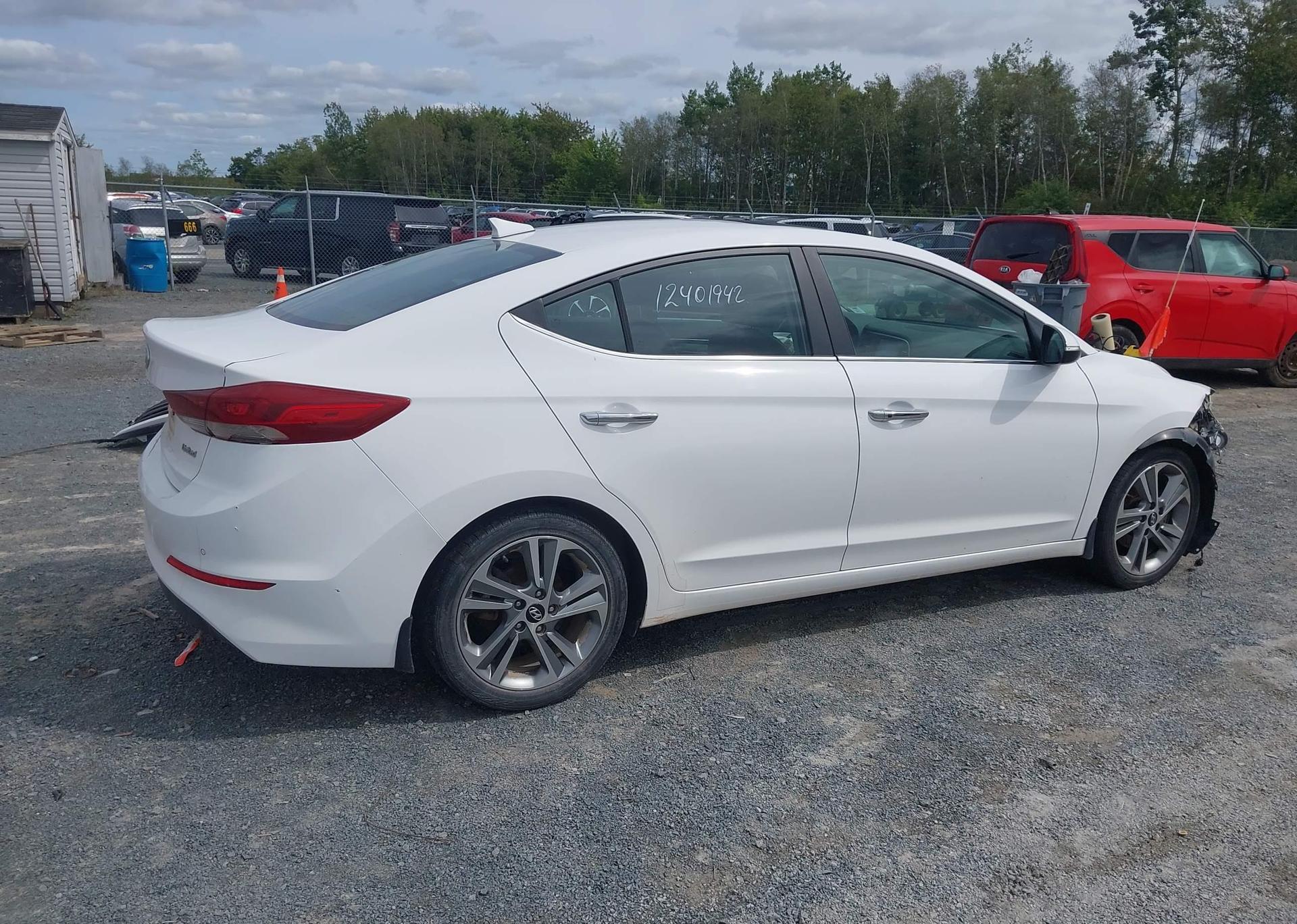 2017 HYUNDAI ELANTRA SE