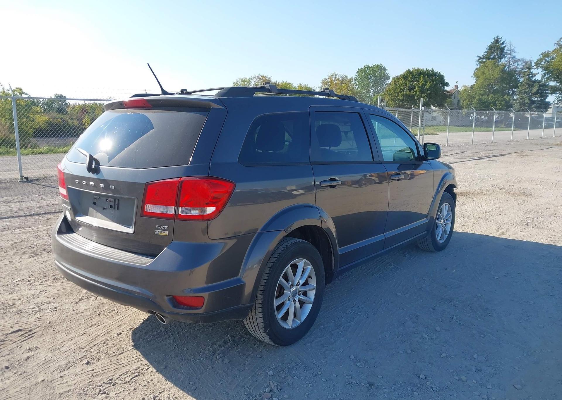 2014 DODGE JOURNEY SXT