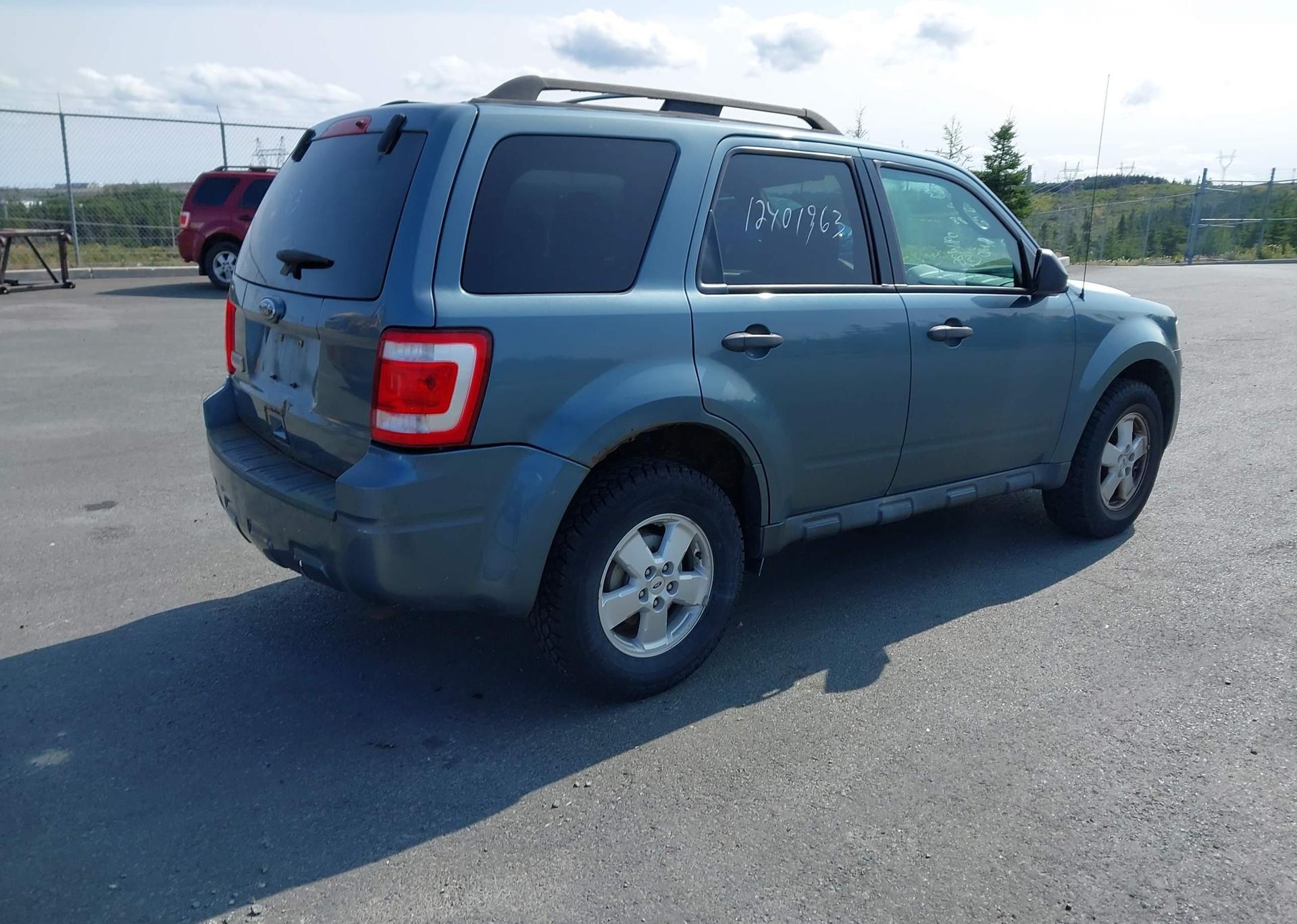 2010 FORD ESCAPE XLT AUTOMATIC
