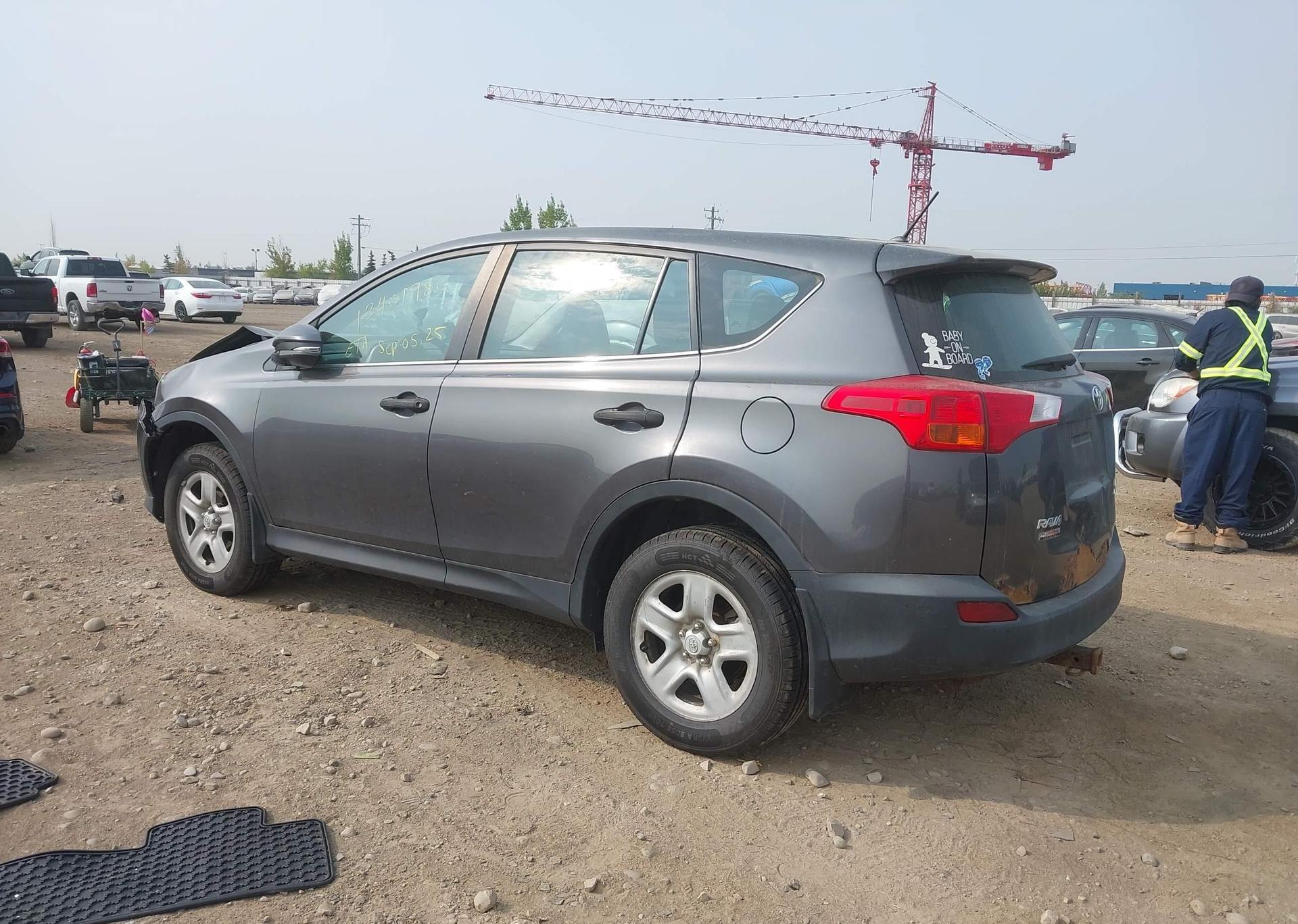 2013 TOYOTA RAV4 LE