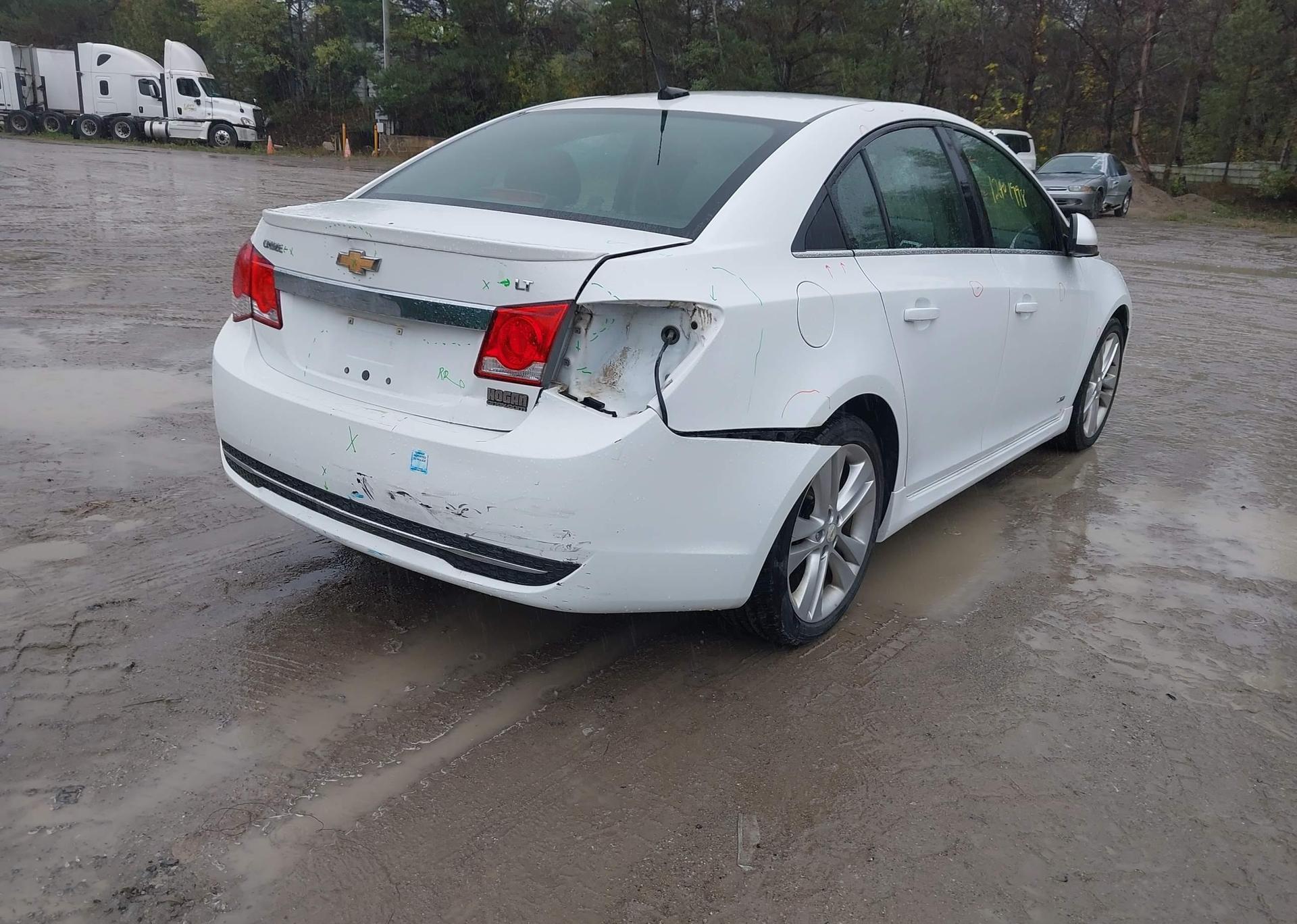 2012 CHEVROLET CRUZE LT
