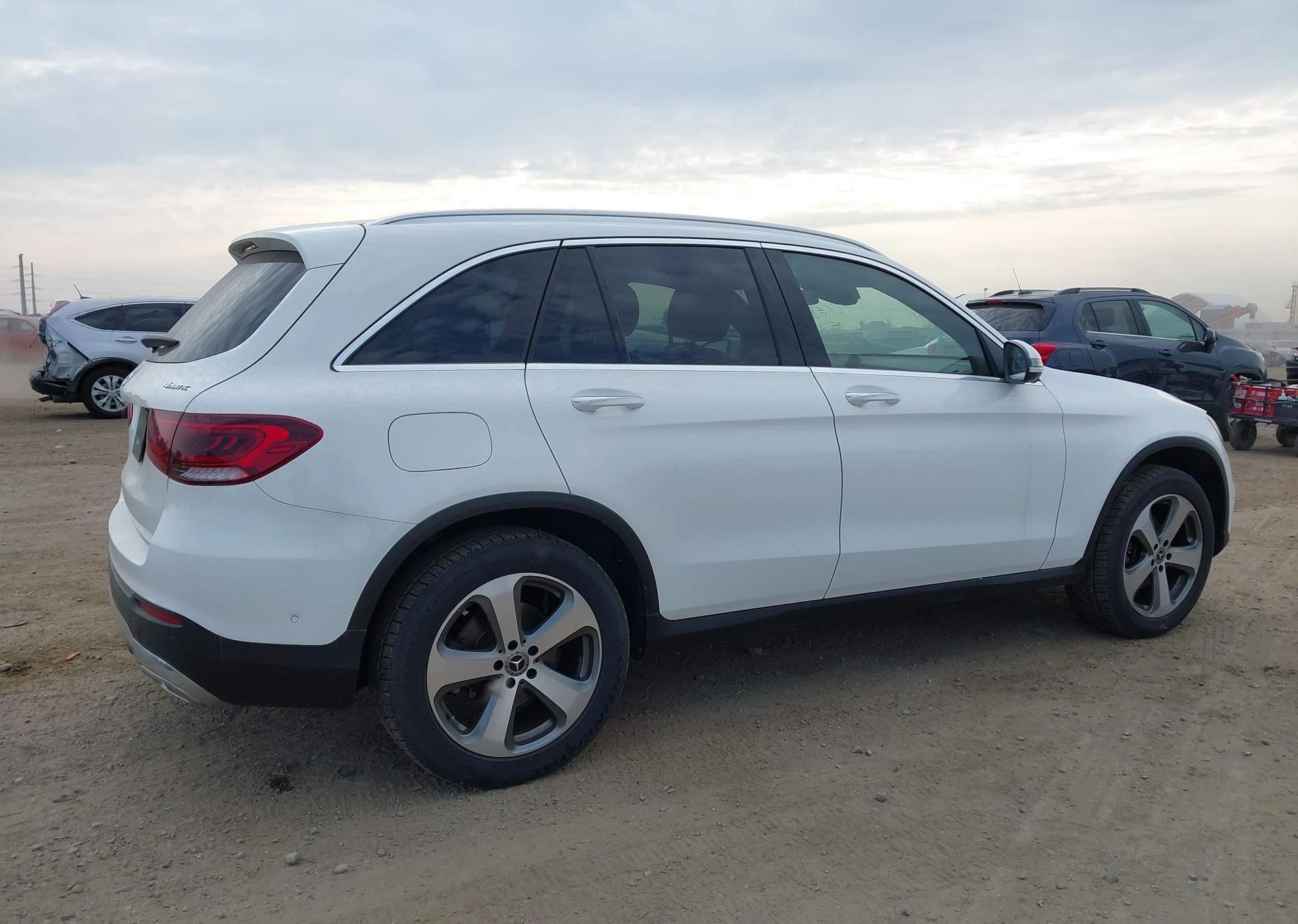 2021 MERCEDES-BENZ GLC 300 4MATIC