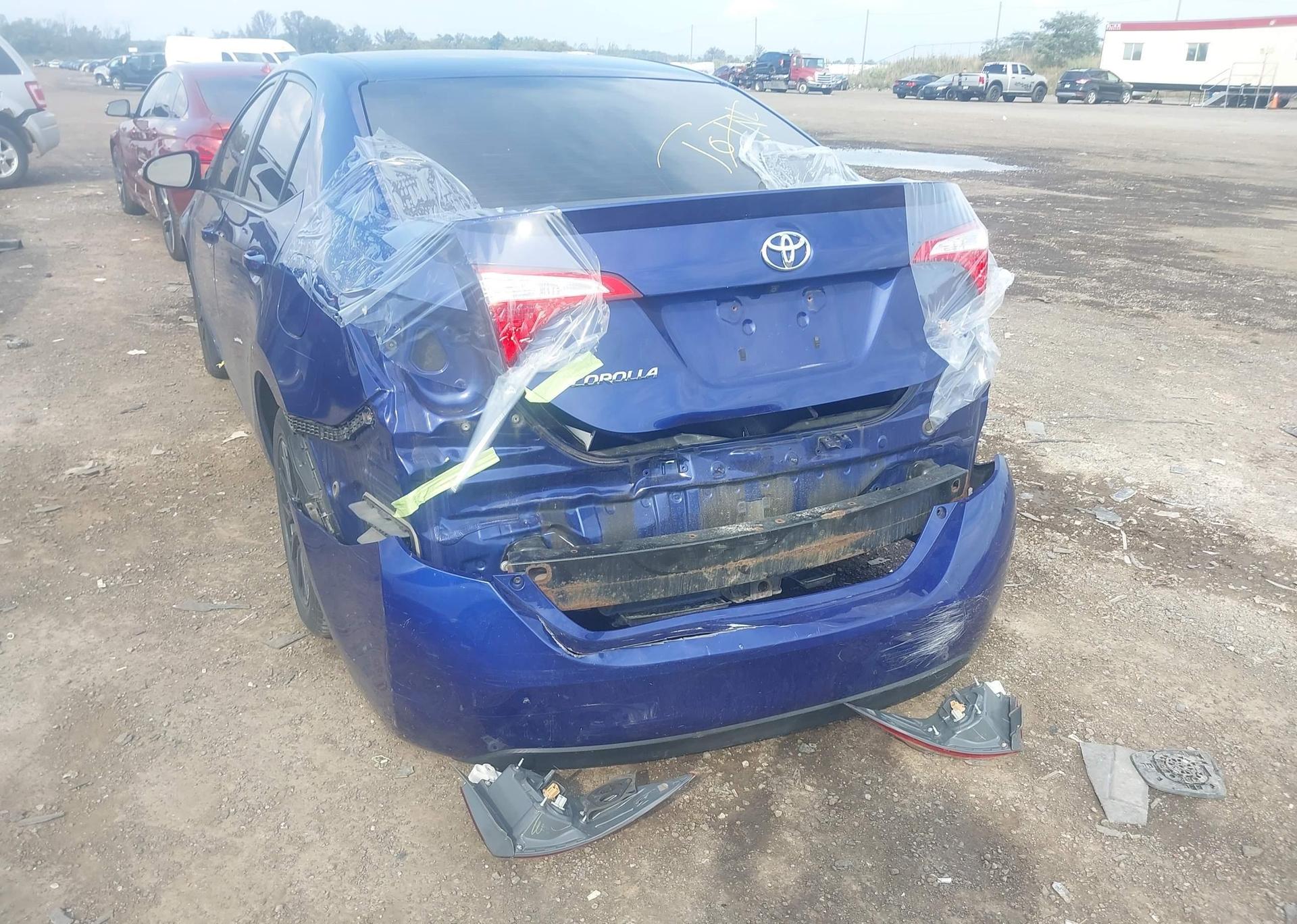 2016 TOYOTA COROLLA S