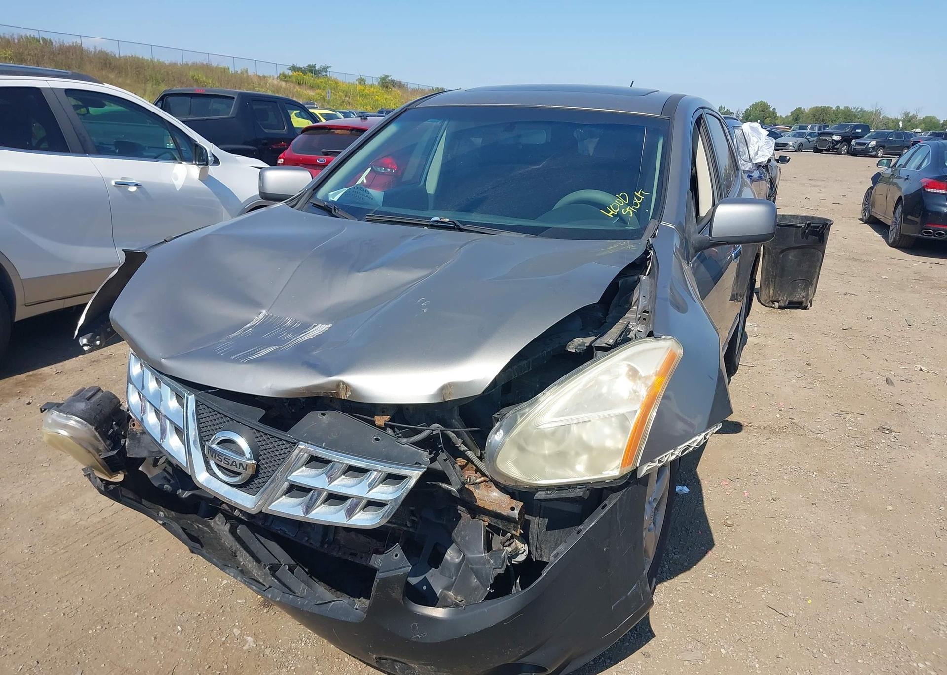 2013 NISSAN ROGUE S