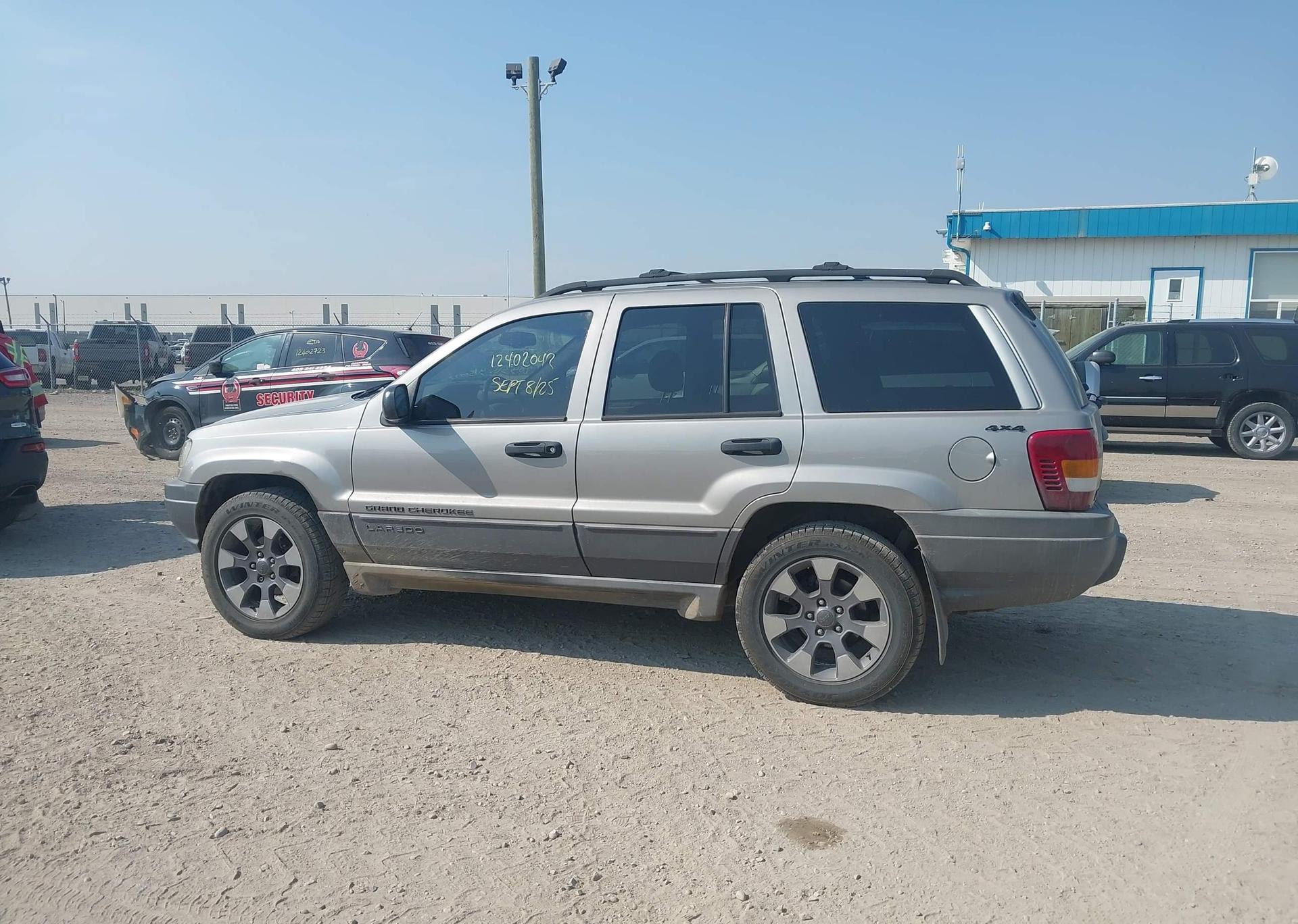 2001 JEEP GRAND CHEROKEE LAREDO