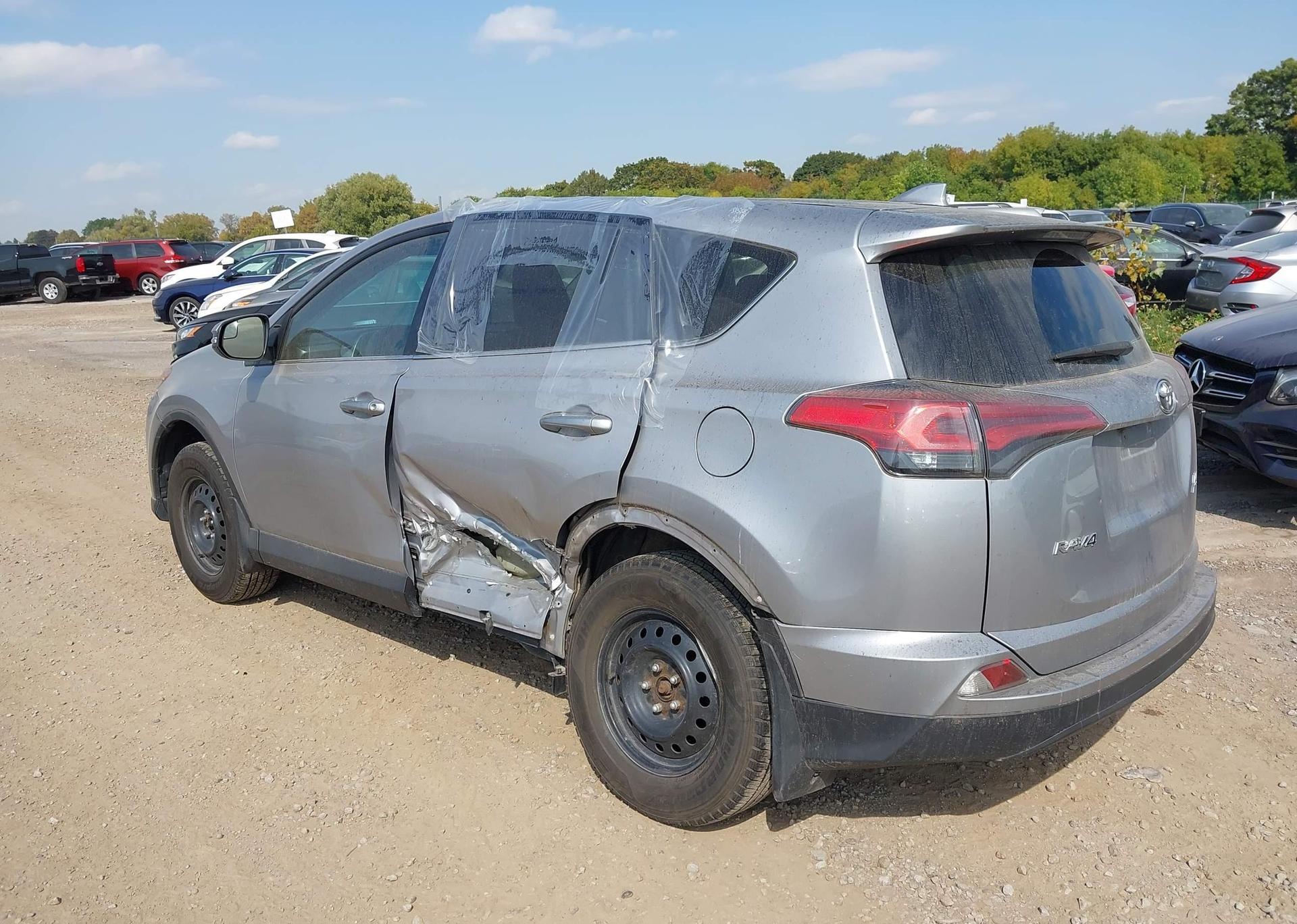 2016 TOYOTA RAV4 LE