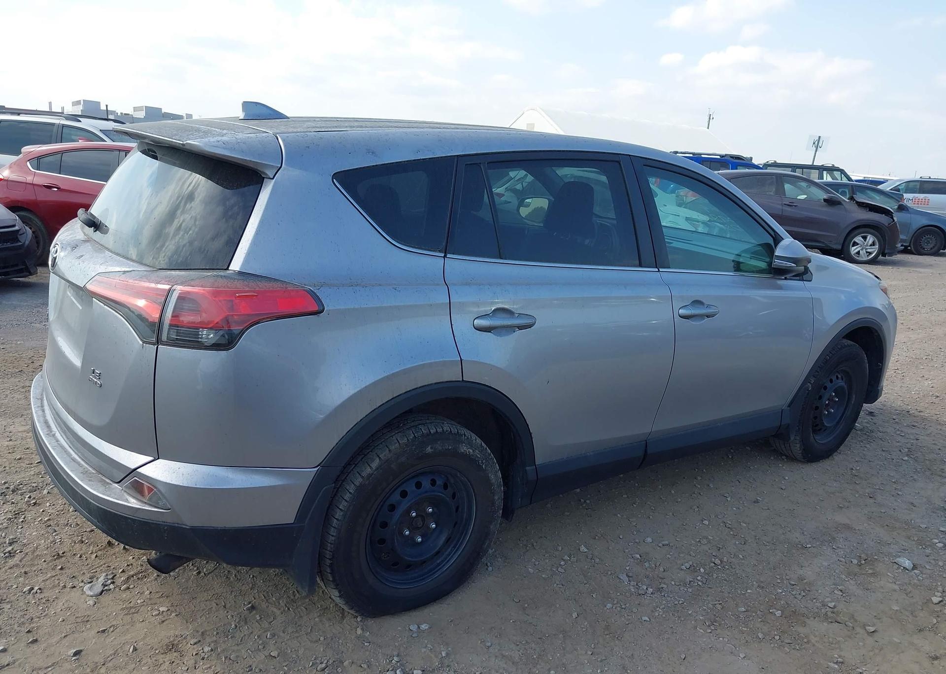2016 TOYOTA RAV4 LE
