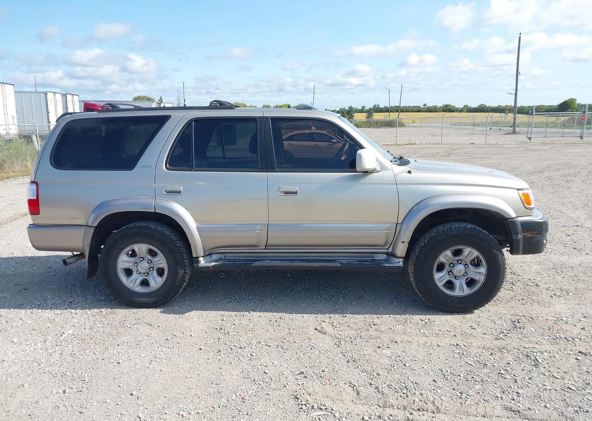 2001 TOYOTA 4RUNNER LIMITED