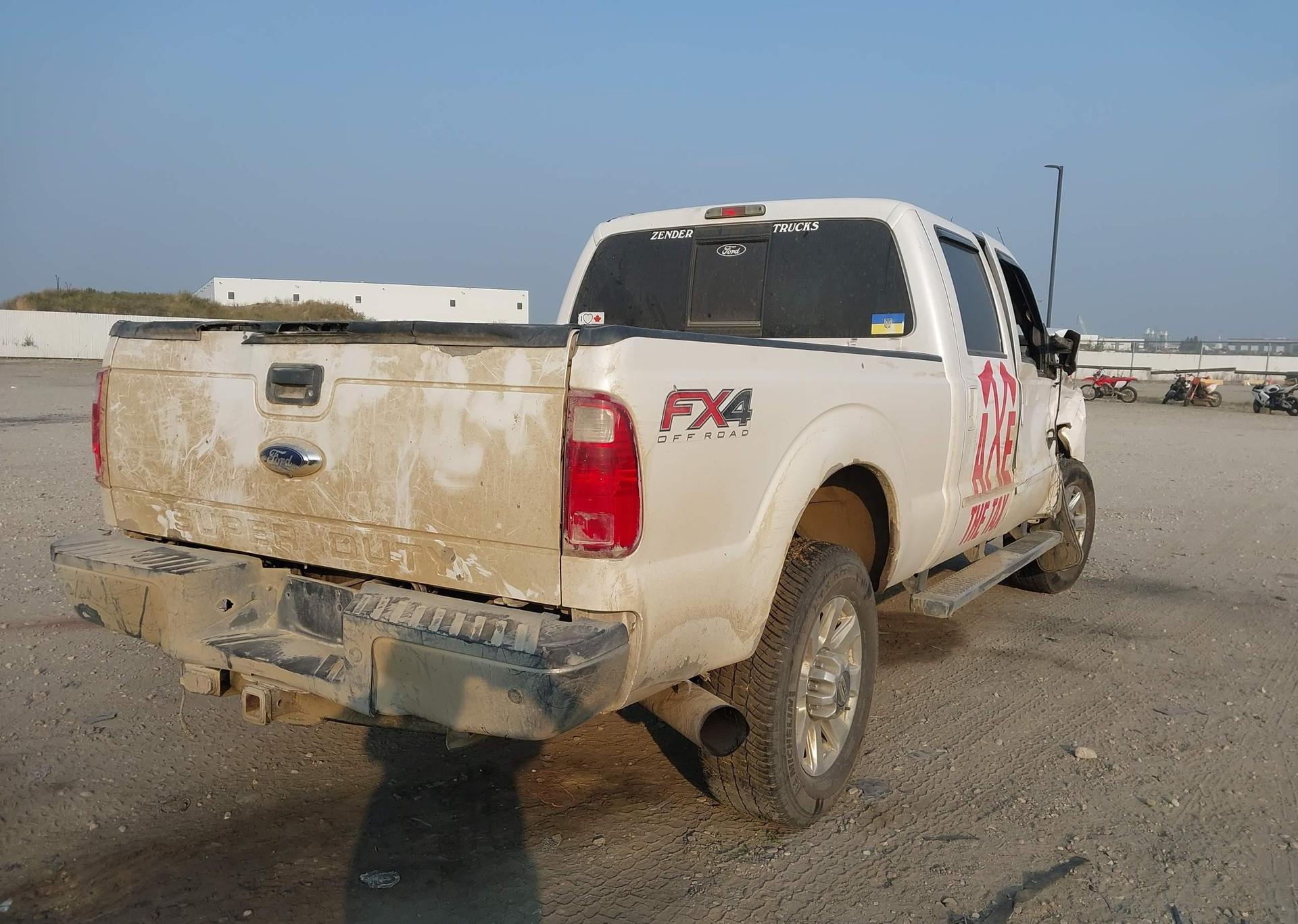2015 FORD F-350 LARIAT