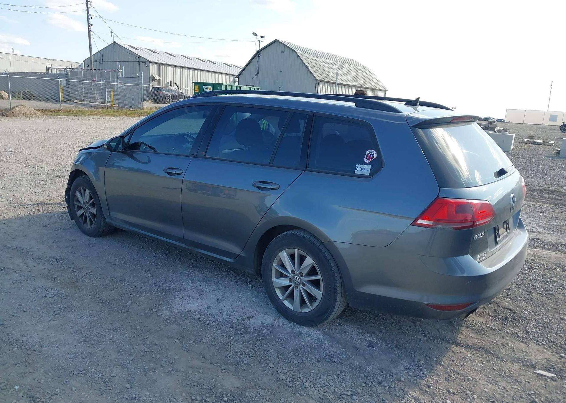 2015 VOLKSWAGEN GOLF SPORTWAGEN S