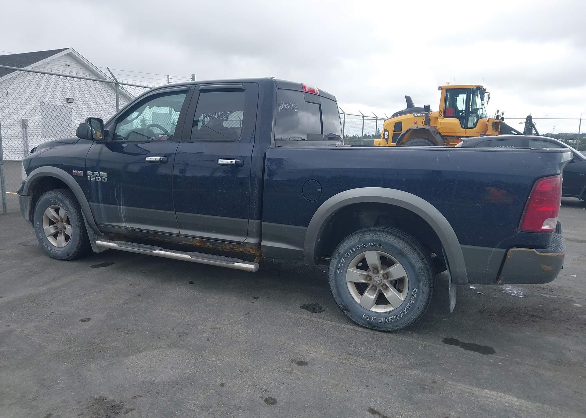 2013 RAM 1500 SLT