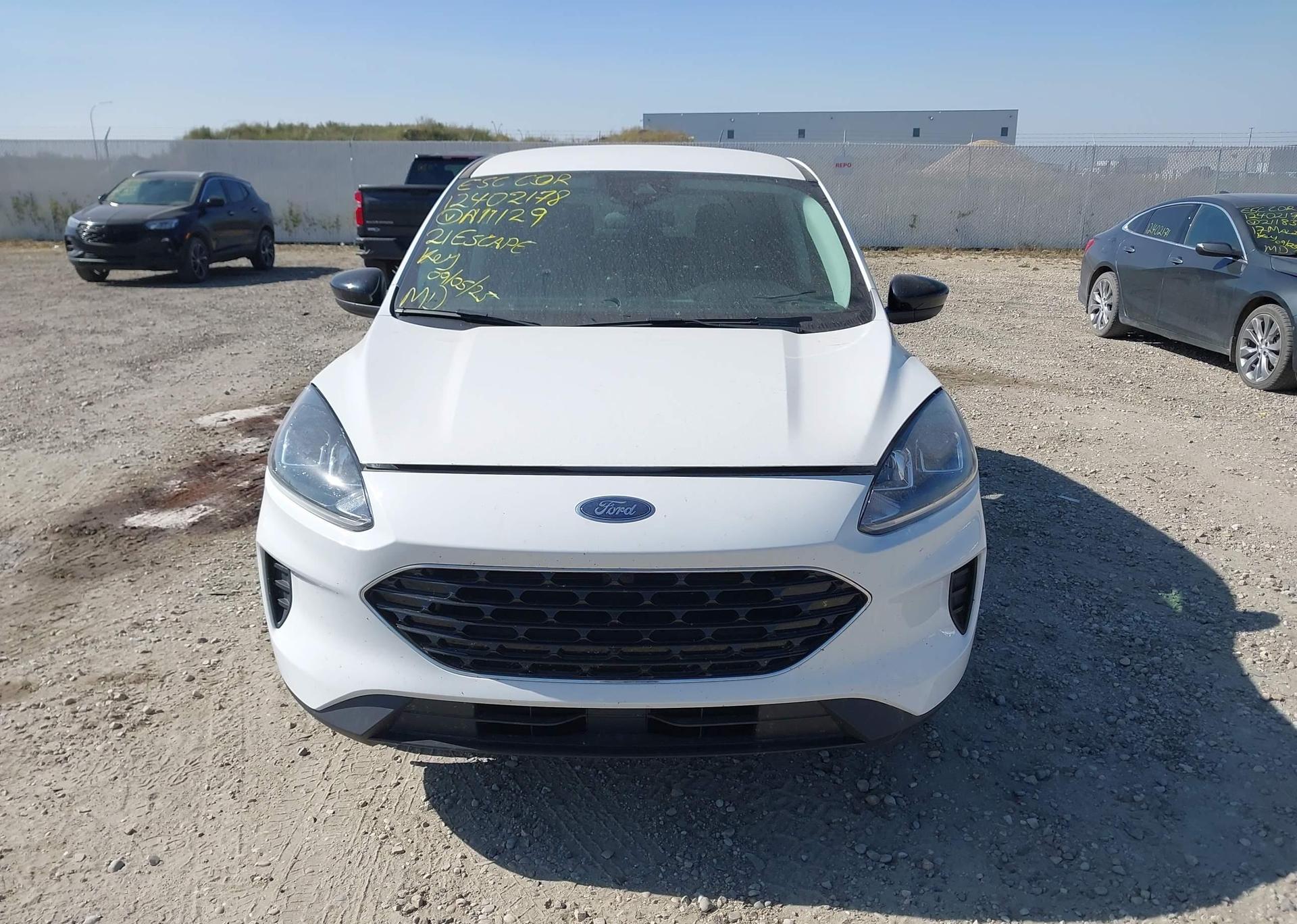 2021 FORD ESCAPE SE