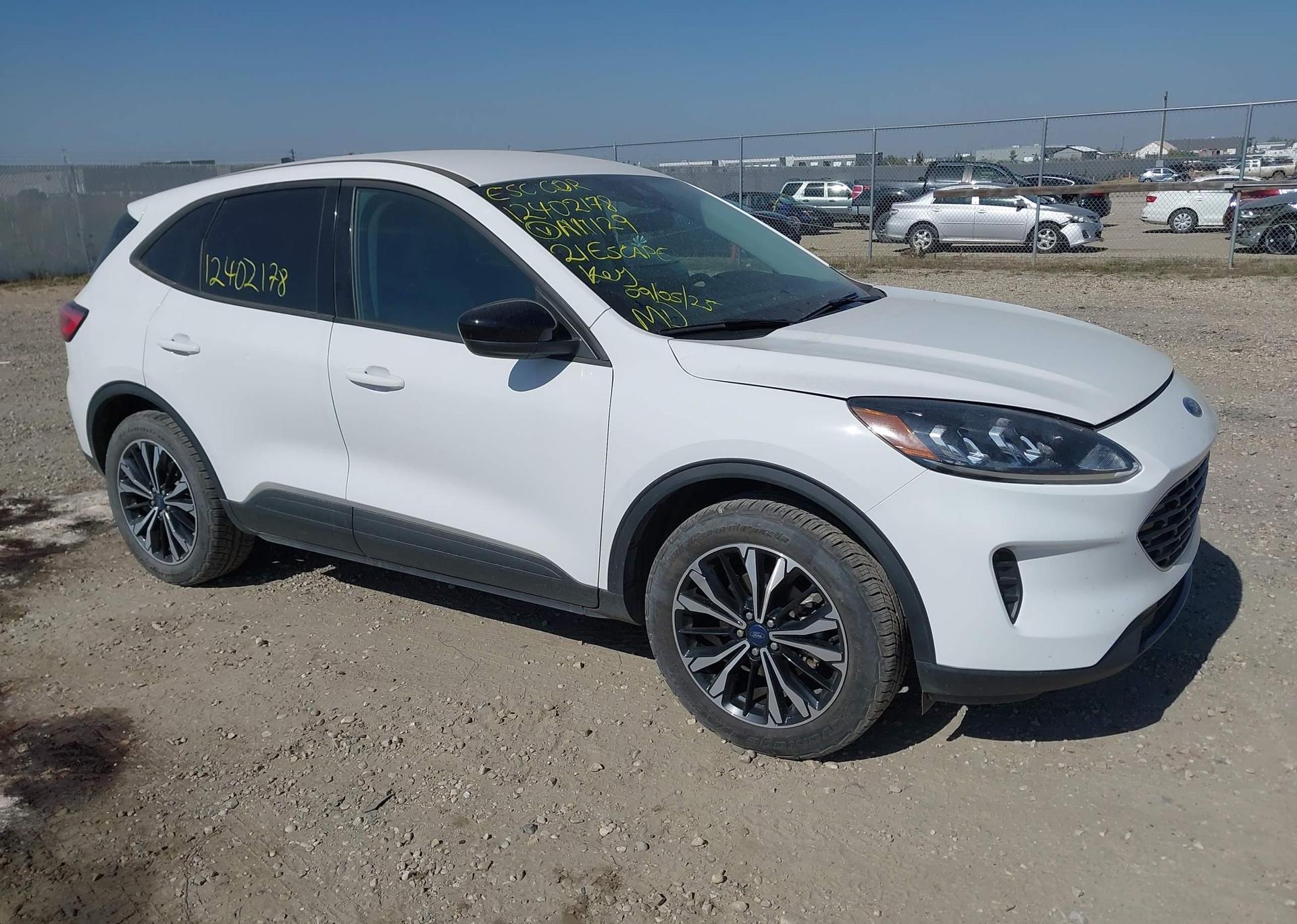 2021 FORD ESCAPE SE