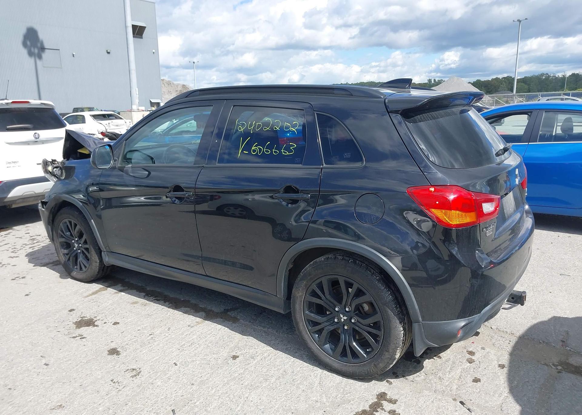 2017 MITSUBISHI RVR BLACK EDITION