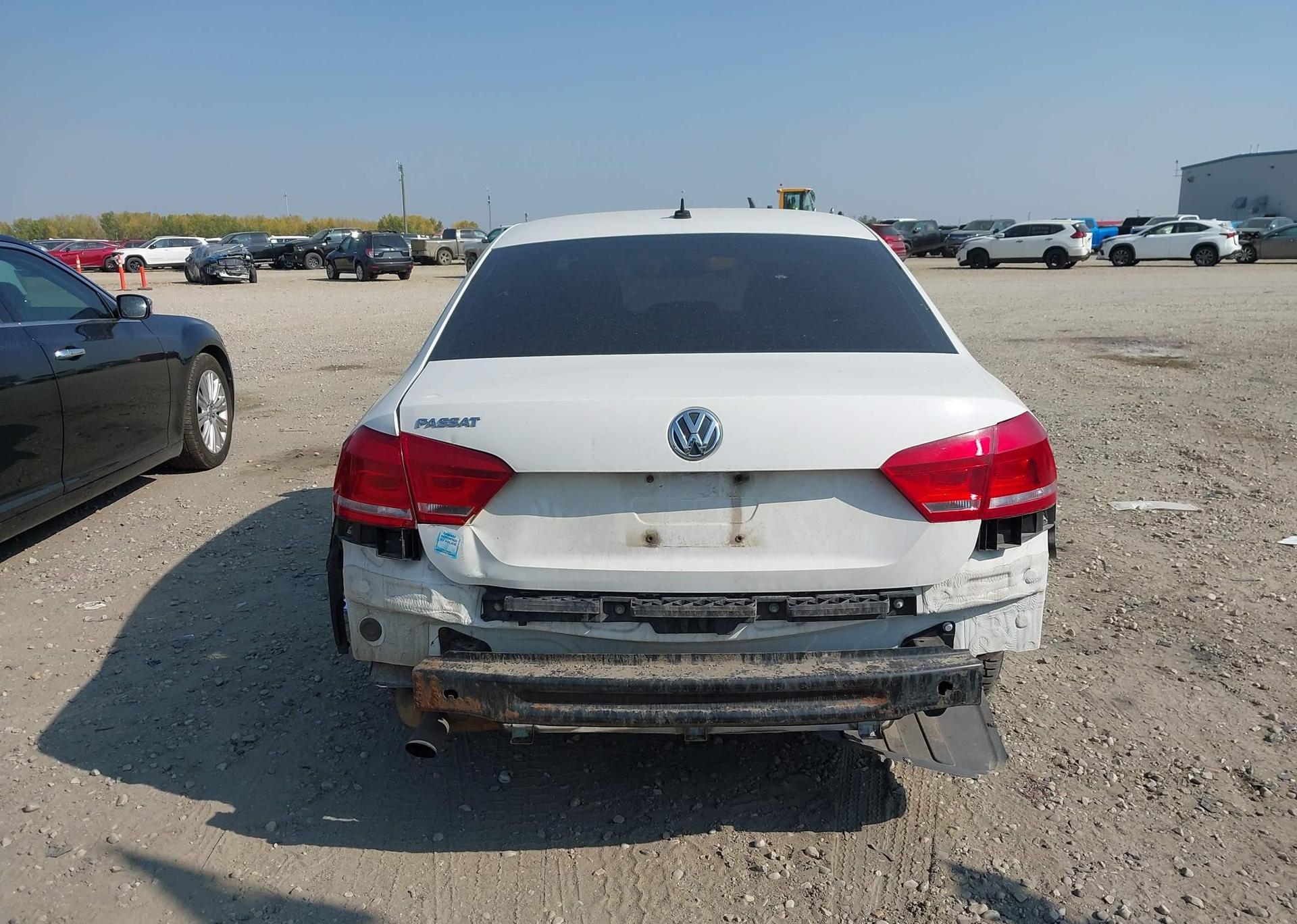 2012 VOLKSWAGEN PASSAT S