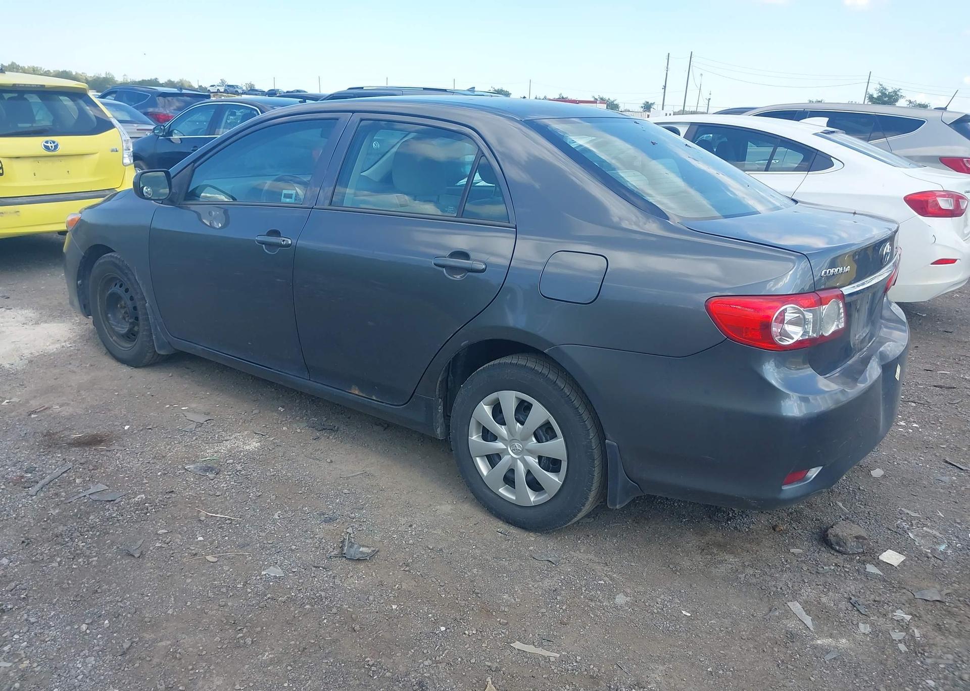 2013 TOYOTA COROLLA S