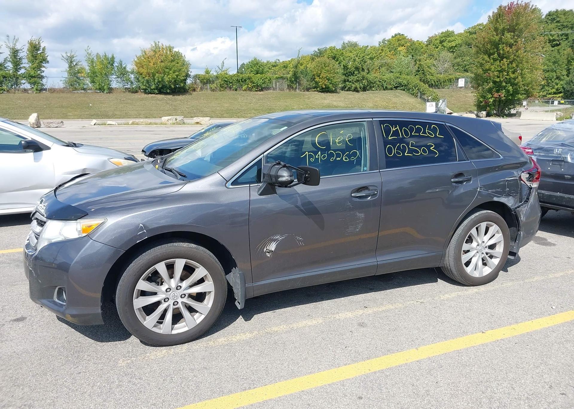 2014 TOYOTA VENZA LE