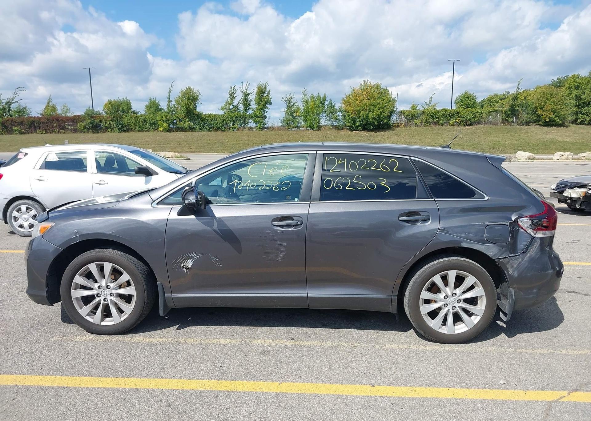 2014 TOYOTA VENZA LE