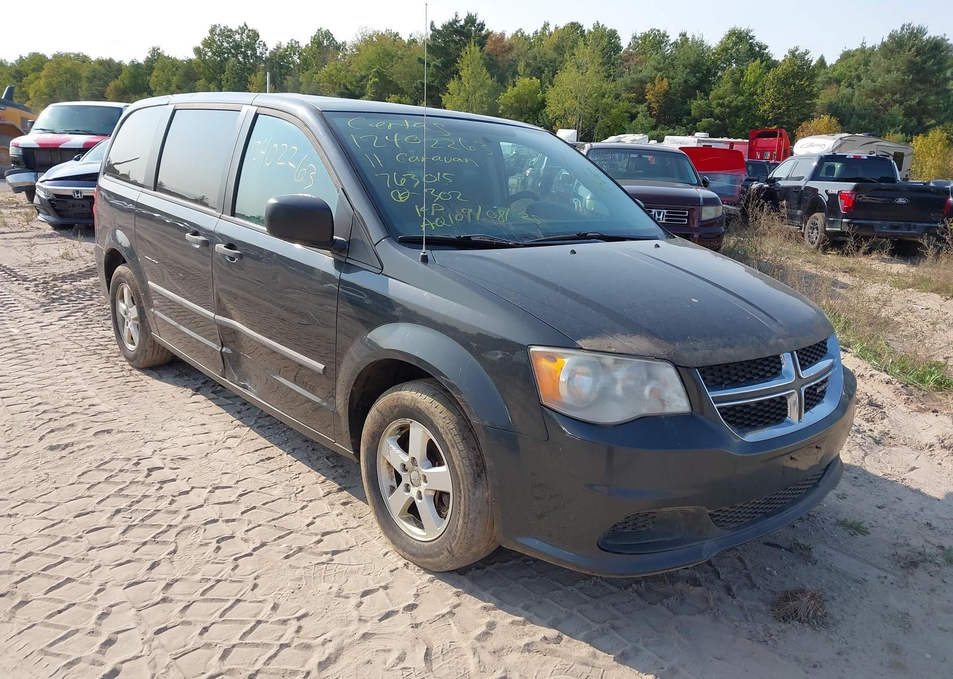 2011 DODGE GRAND CARAVAN EXPRESS