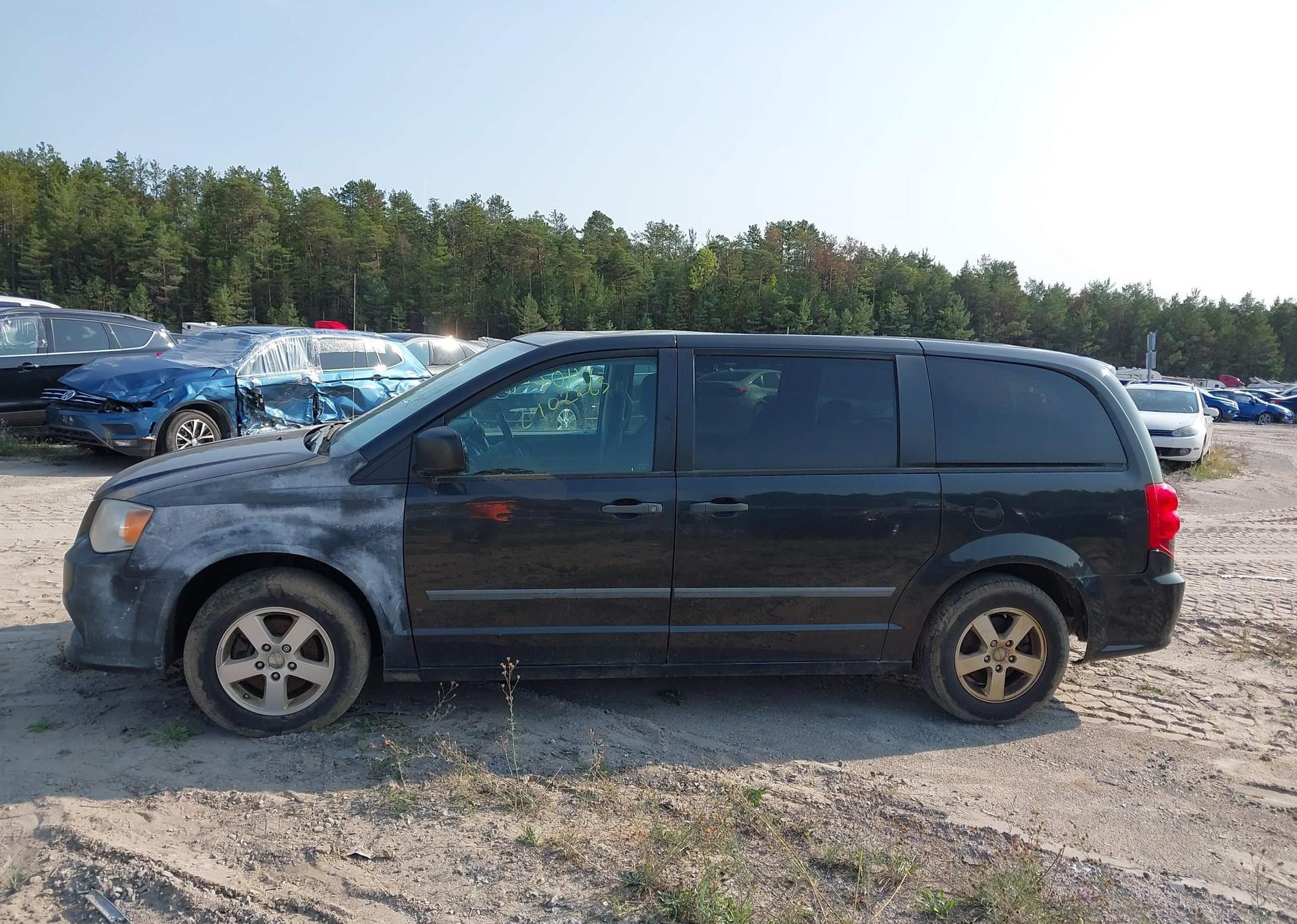 2011 DODGE GRAND CARAVAN EXPRESS