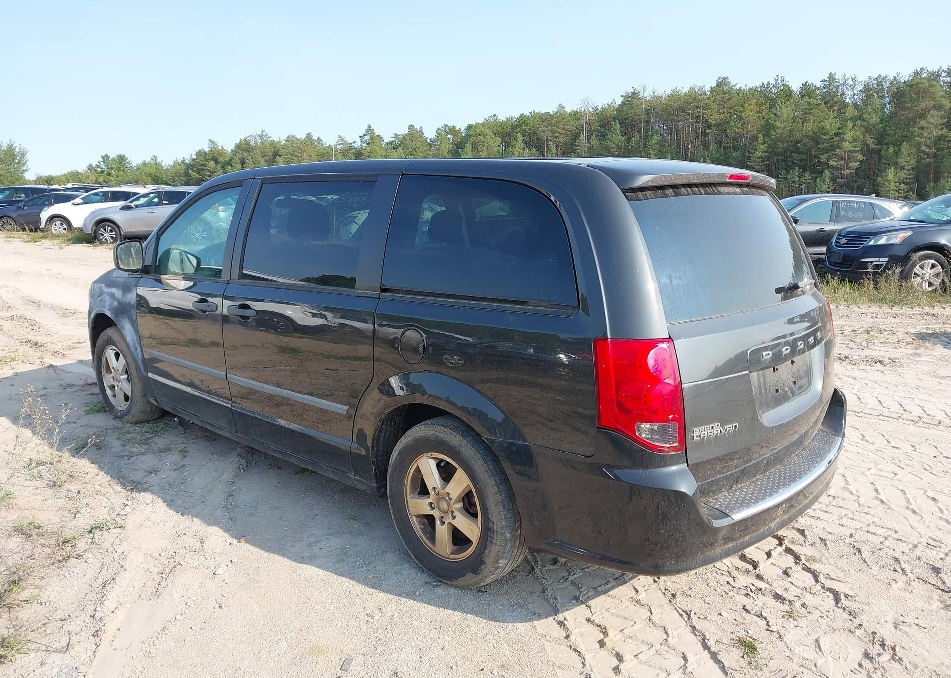 2011 DODGE GRAND CARAVAN EXPRESS