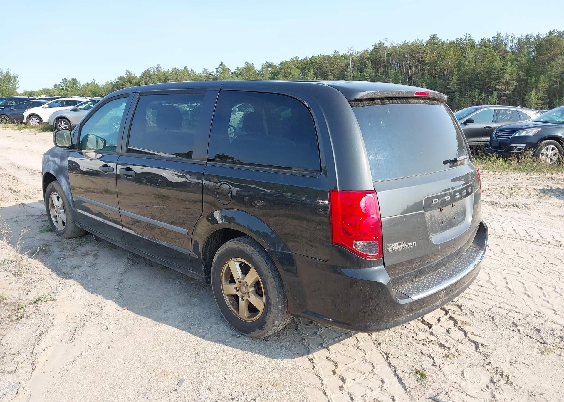 2011 DODGE GRAND CARAVAN EXPRESS