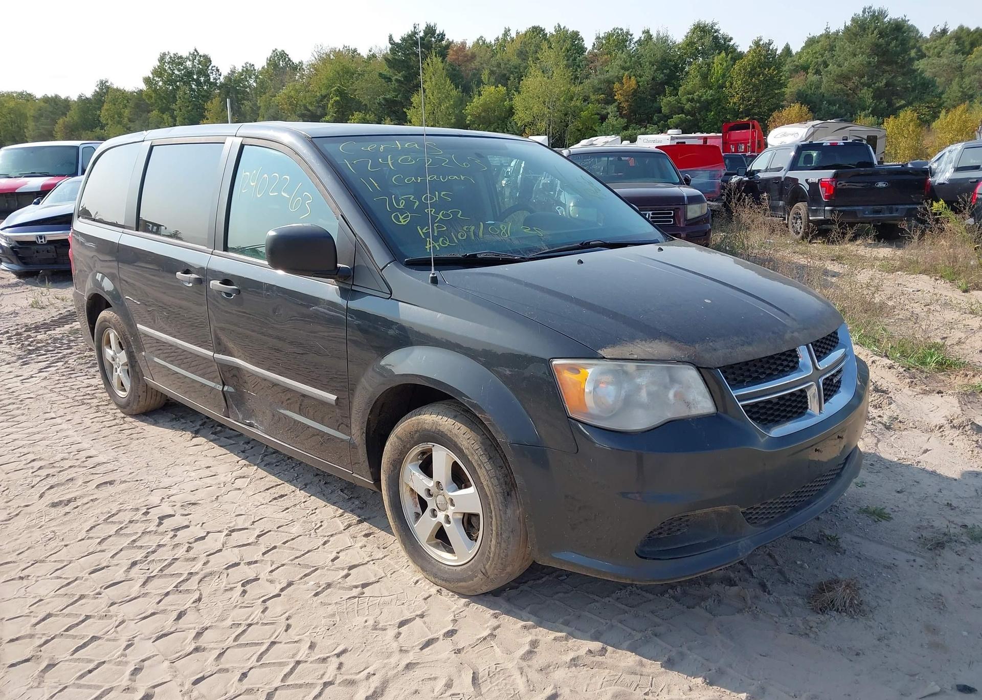 2011 DODGE GRAND CARAVAN EXPRESS