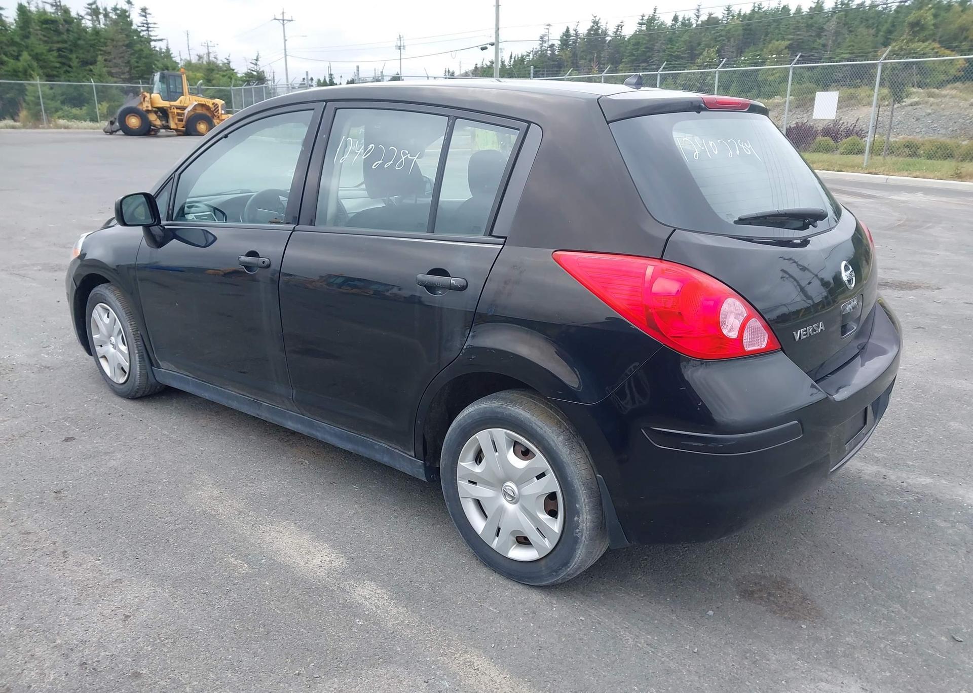 2012 NISSAN VERSA