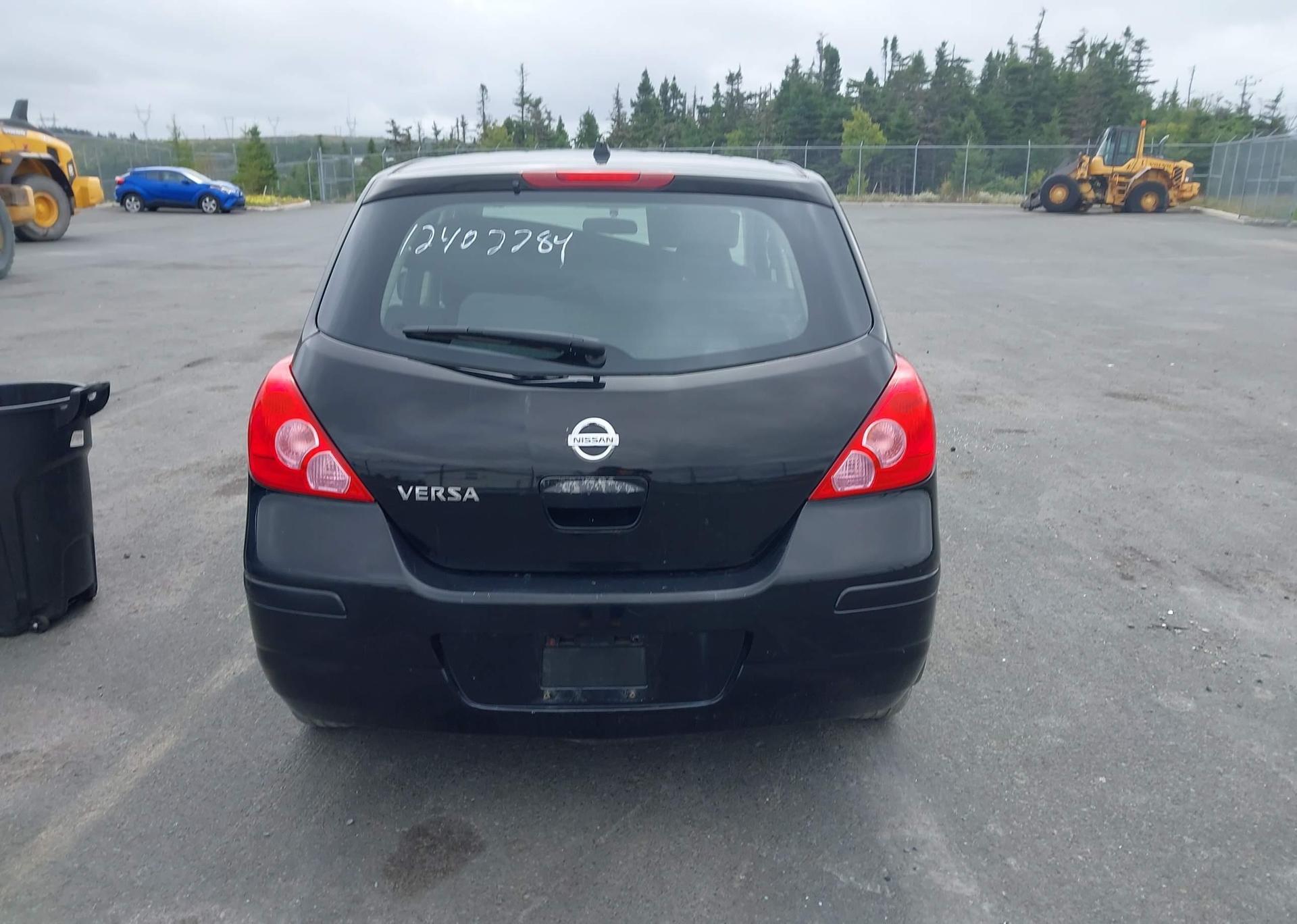 2012 NISSAN VERSA