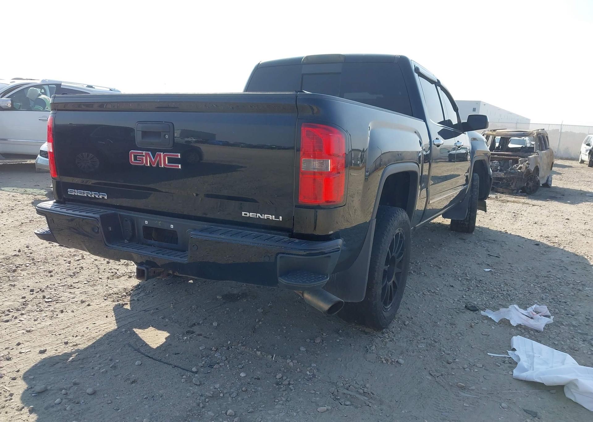 2015 GMC SIERRA K1500 DENALI
