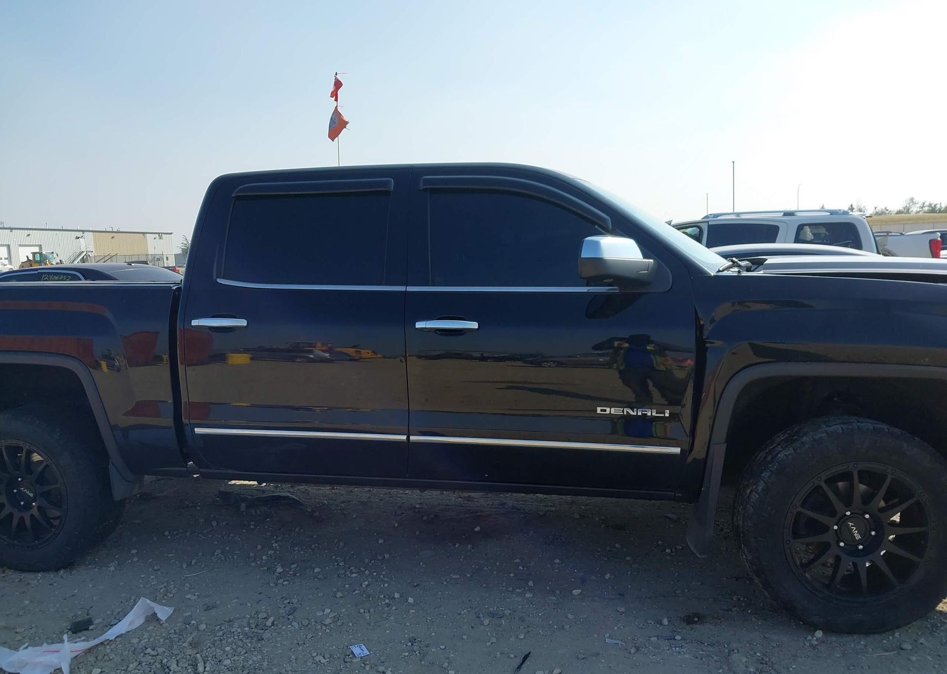 2015 GMC SIERRA K1500 DENALI