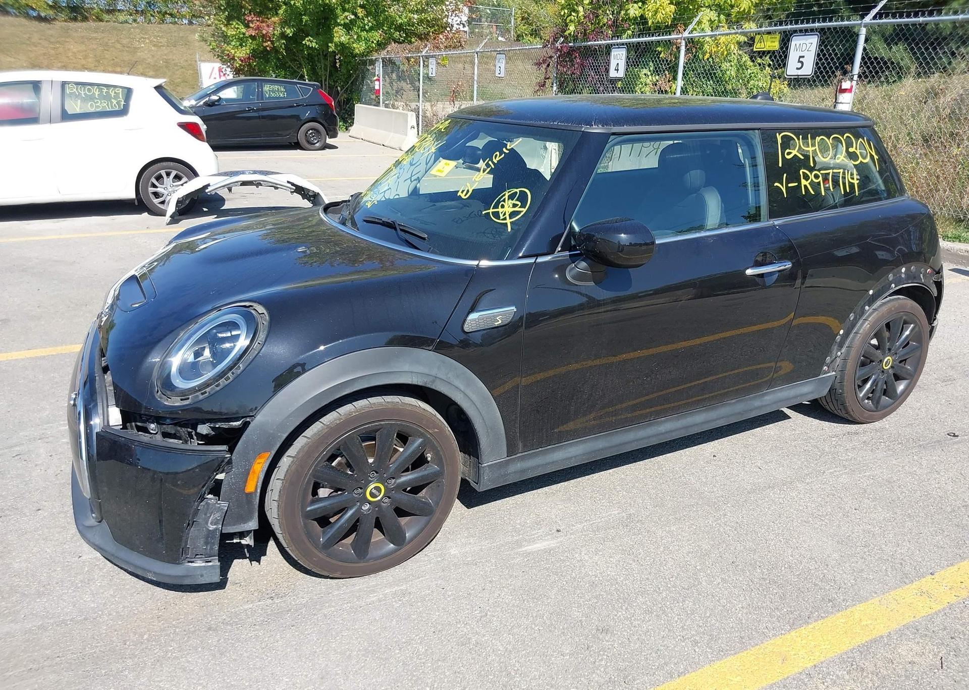2022 MINI COOPER SE